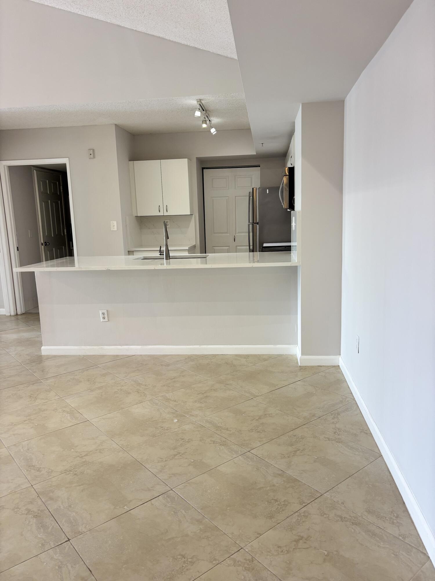 2640 S University Drive 305, Davie, FL 33328, Davie - Photo 5
