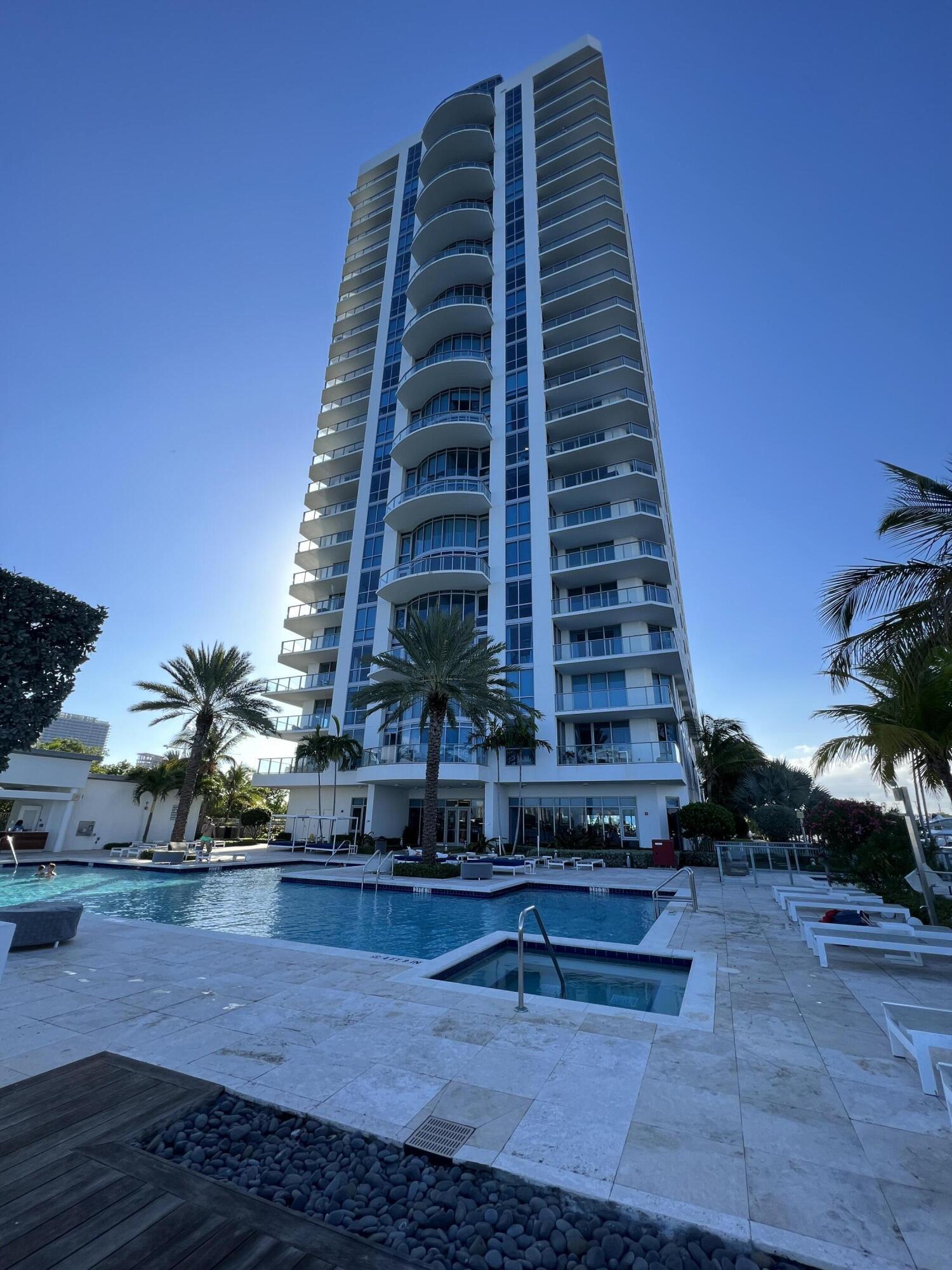 17111 BISCAYNE Boulevard 1903, North Miami Beach, FL 33160, North Miami Beach - Photo 4