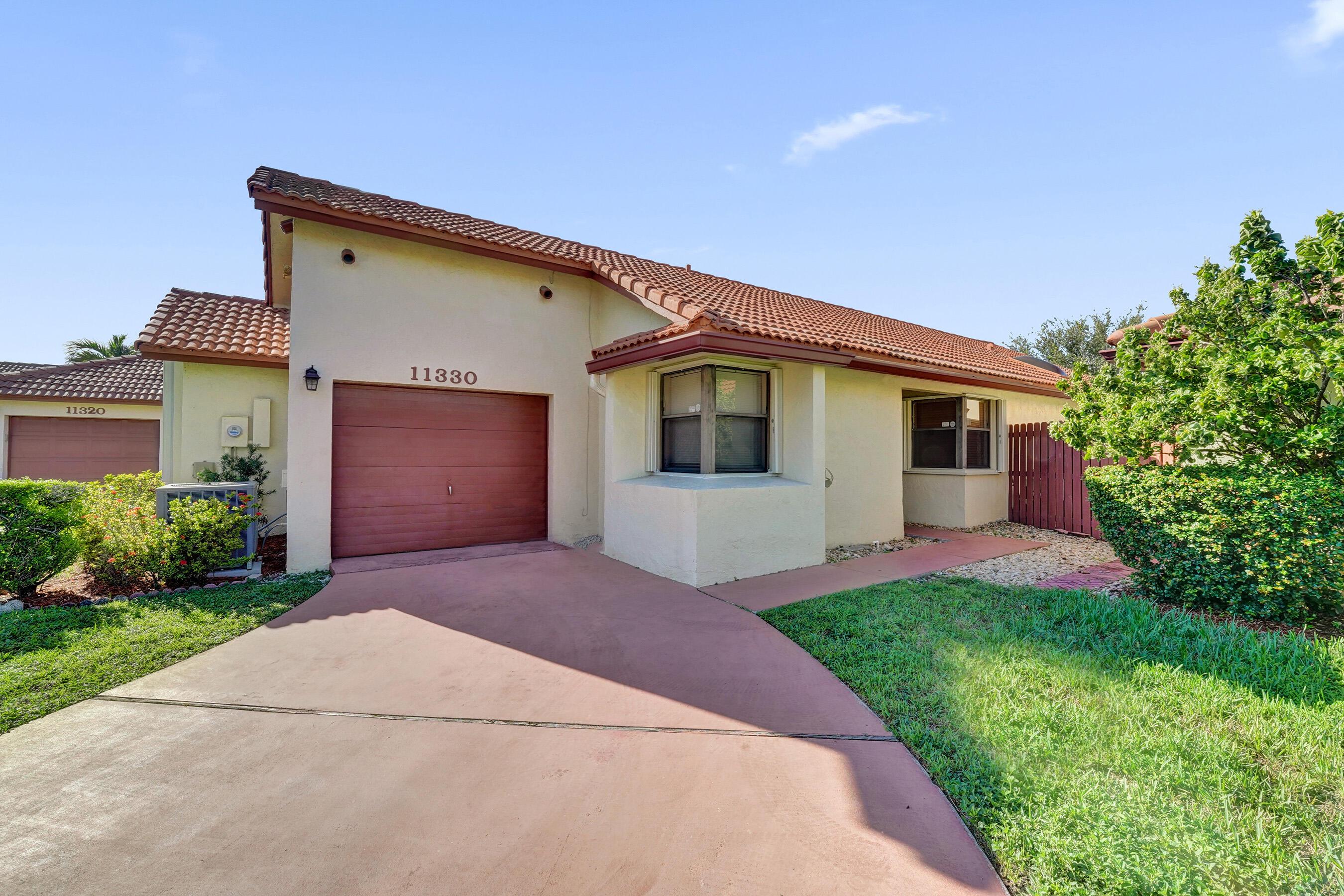 11330 SW 8th Place, Pembroke Pines, FL 33025, Pembroke Pines