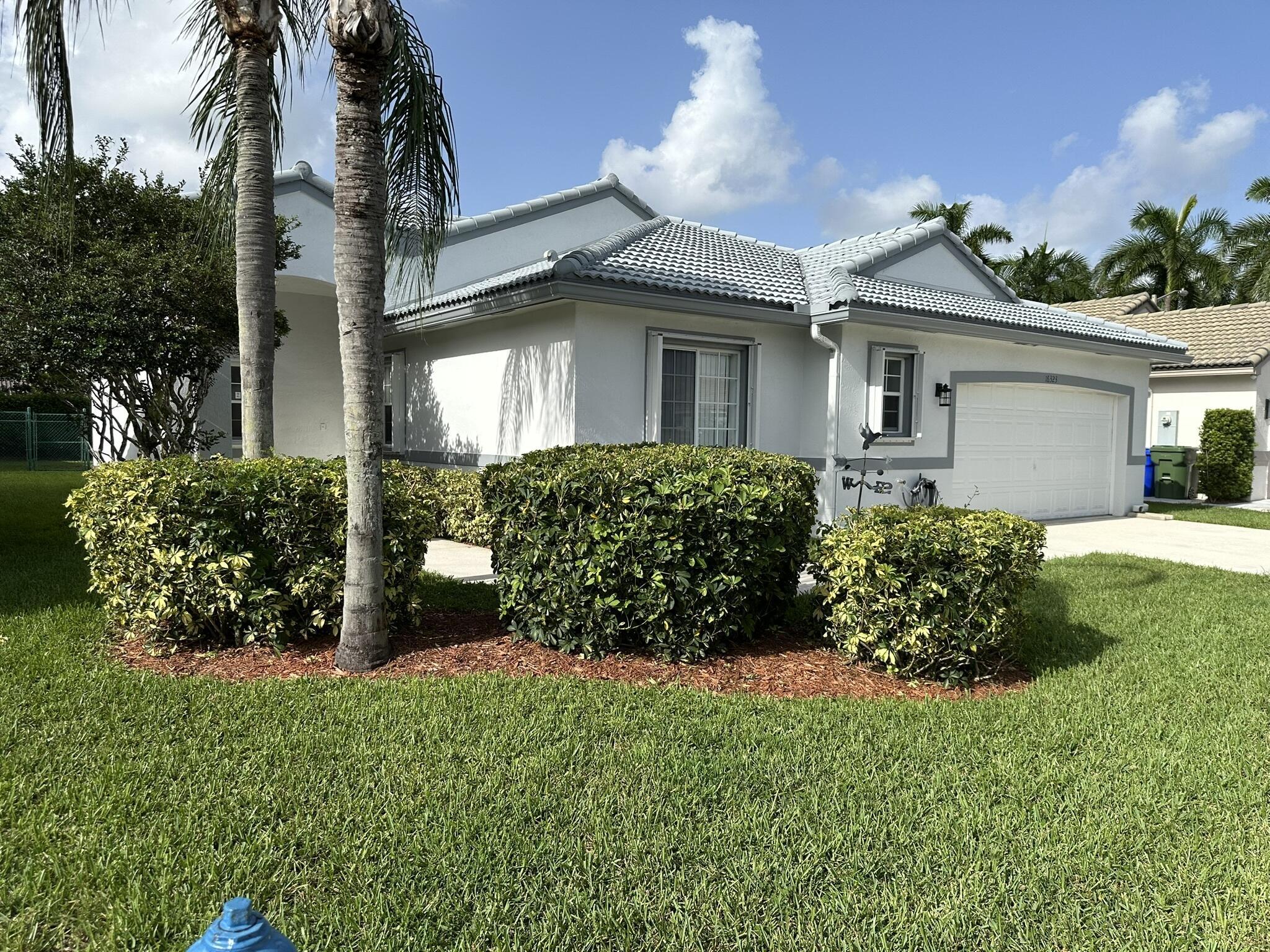 16323 SW 6th Street, Pembroke Pines, FL 33027, Pembroke Pines - Photo 2