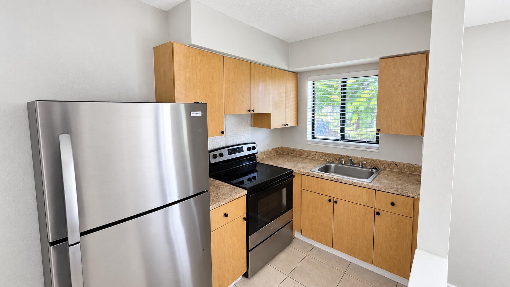 435 NW 41st Street 2, Oakland Park, FL 33309, Oakland Park - Photo 4
