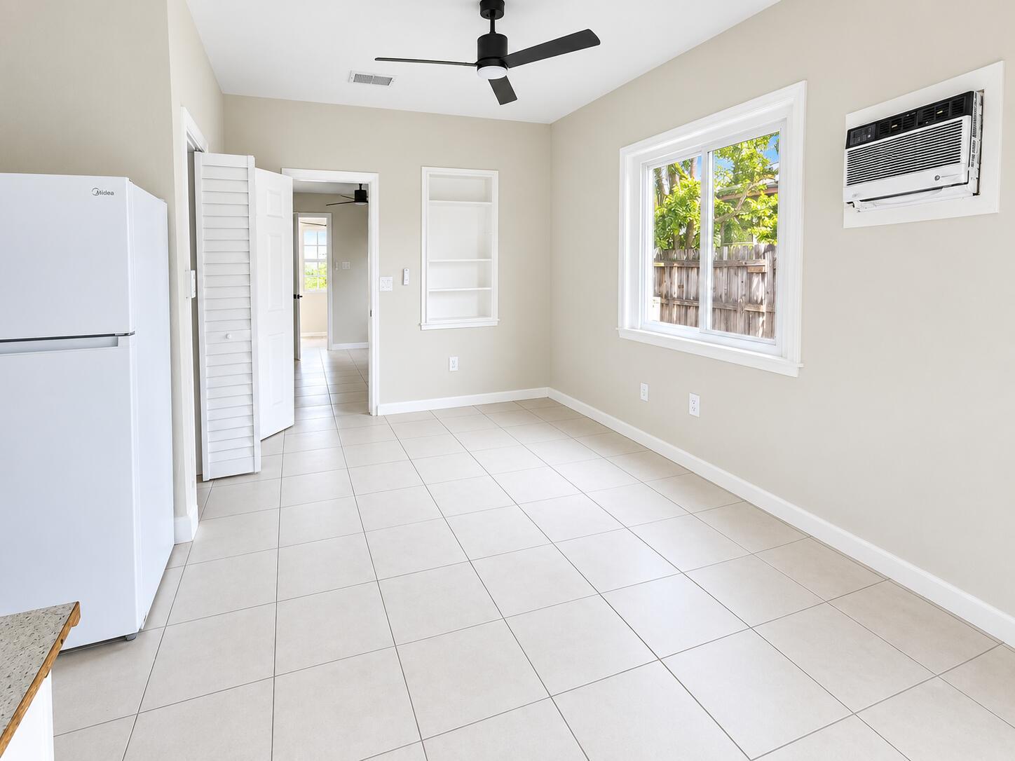 43 SW 11TH Street Unit W, Dania Beach, FL 33004, Dania Beach - Photo 2