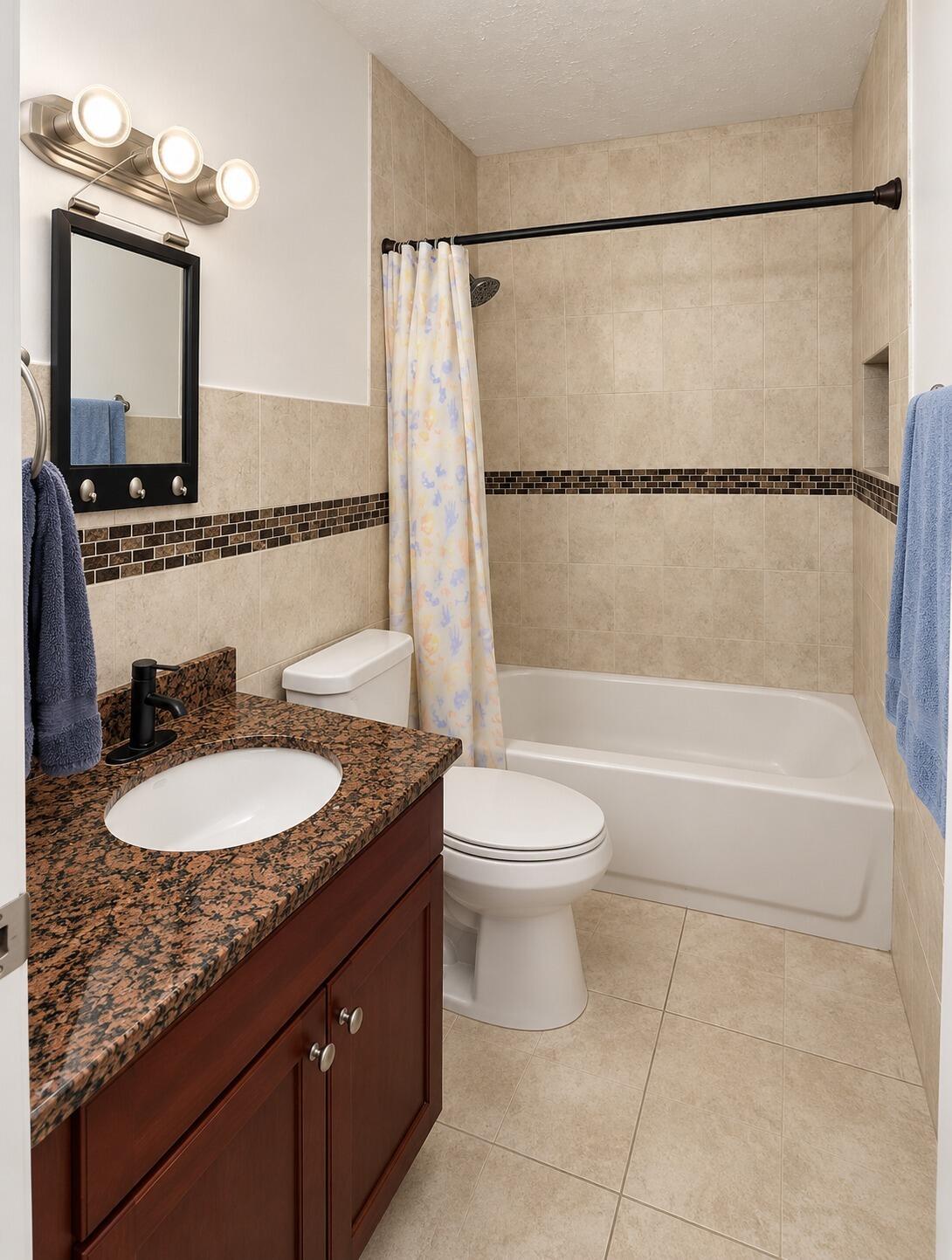 18720 NE 18TH Avenue 217, Miami, FL 33179, Miami - Photo 5