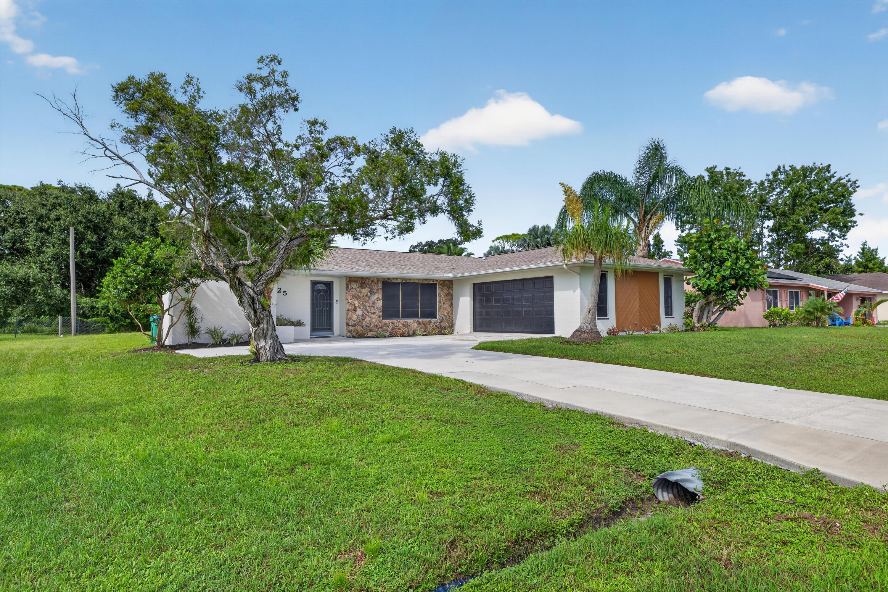 1425 SE Minorca Avenue, Port St. Lucie, FL 34952, Port St. Lucie