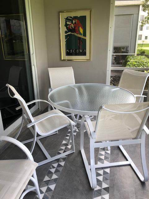 3980 Oaks Clubhouse Drive 101, Pompano Beach, FL 33069, Pompano Beach - Photo 3