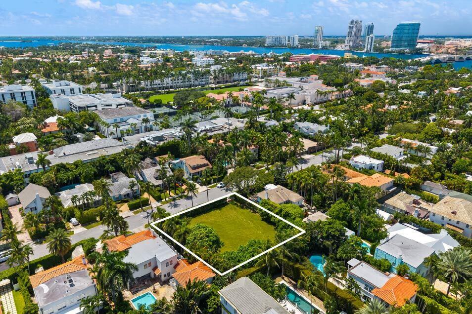 243 Seaspray Avenue, Palm Beach, FL 33480, Palm Beach - Photo 3