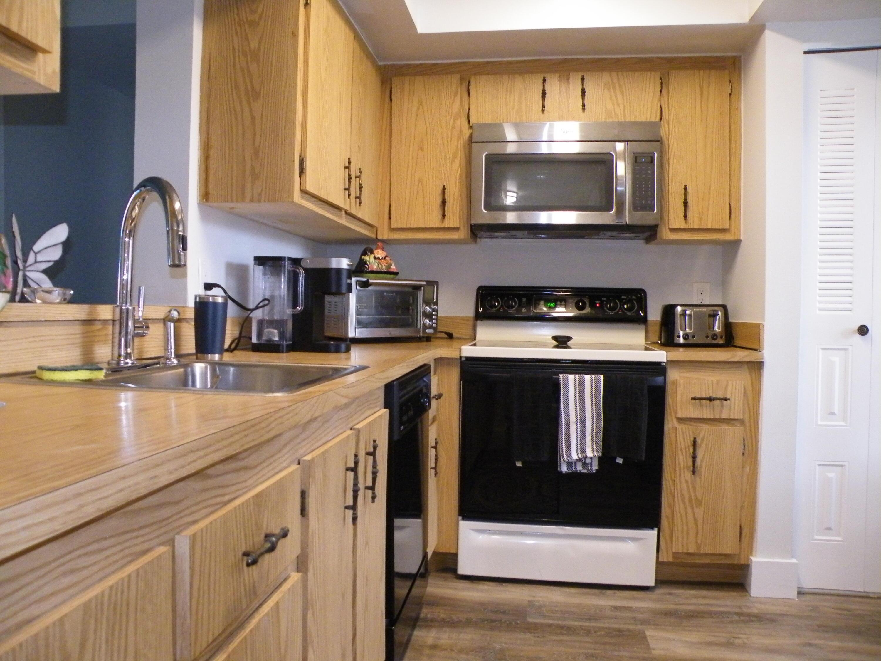 15 Willowbrook Lane 108, Delray Beach, FL 33446, Delray Beach - Photo 3