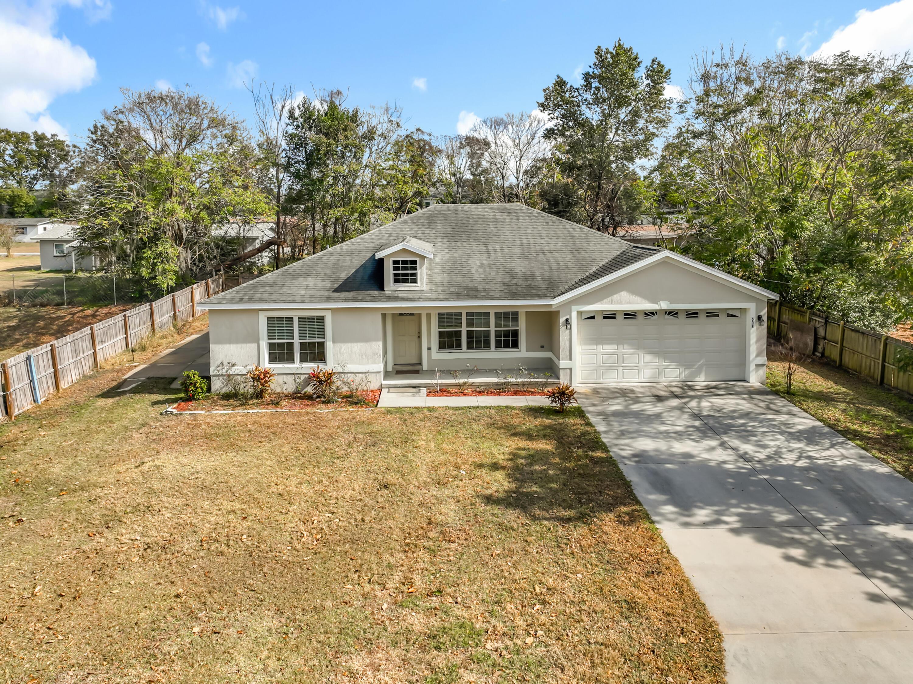 608 MASTERS Avenue, Wildwood, FL 34785, Wildwood