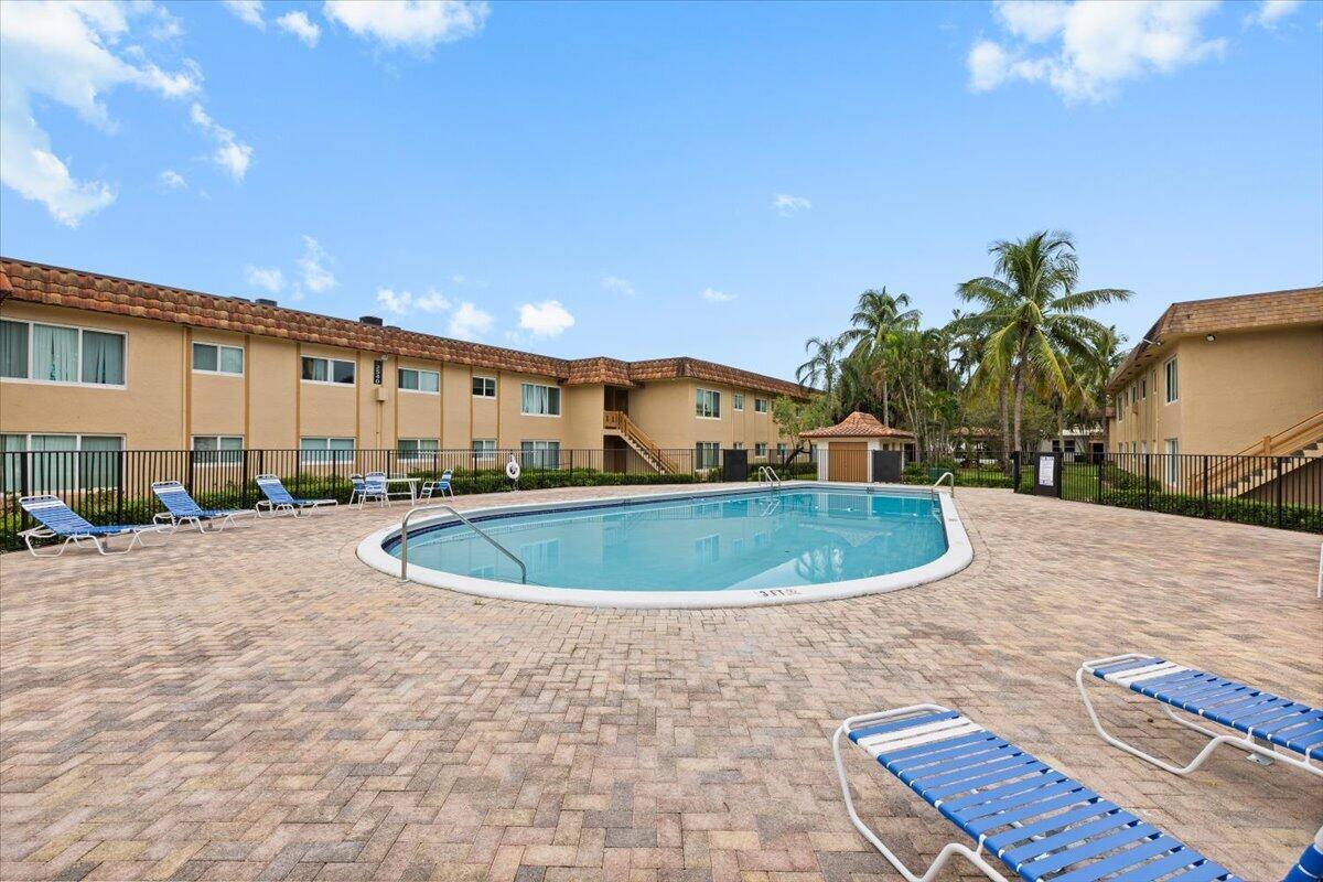 2531 NW 39th Terrace 202, Lauderdale Lakes, FL 33311, Lauderdale Lakes