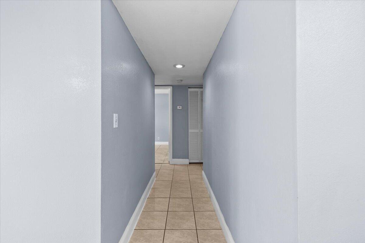 2531 NW 39th Terrace 202, Lauderdale Lakes, FL 33311, Lauderdale Lakes - Photo 3