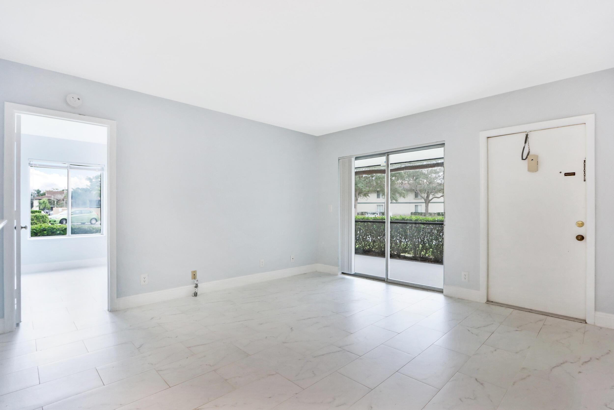 6313 CHASEWOOD Drive B, Jupiter, FL 33458, Jupiter - Photo 2