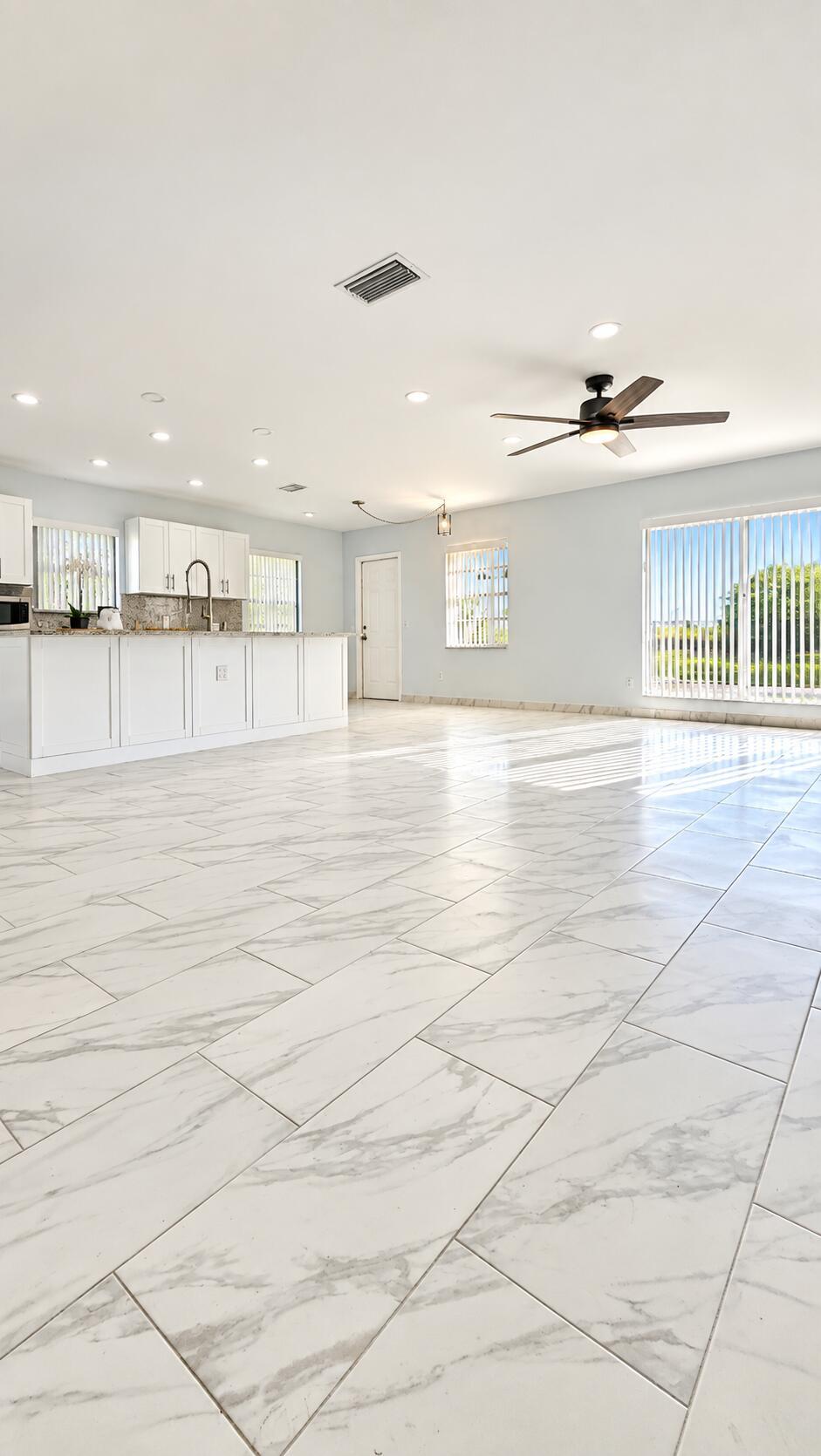 8102 PIONEER Road, Royal Palm Beach, FL 33411, Royal Palm Beach - Photo 4
