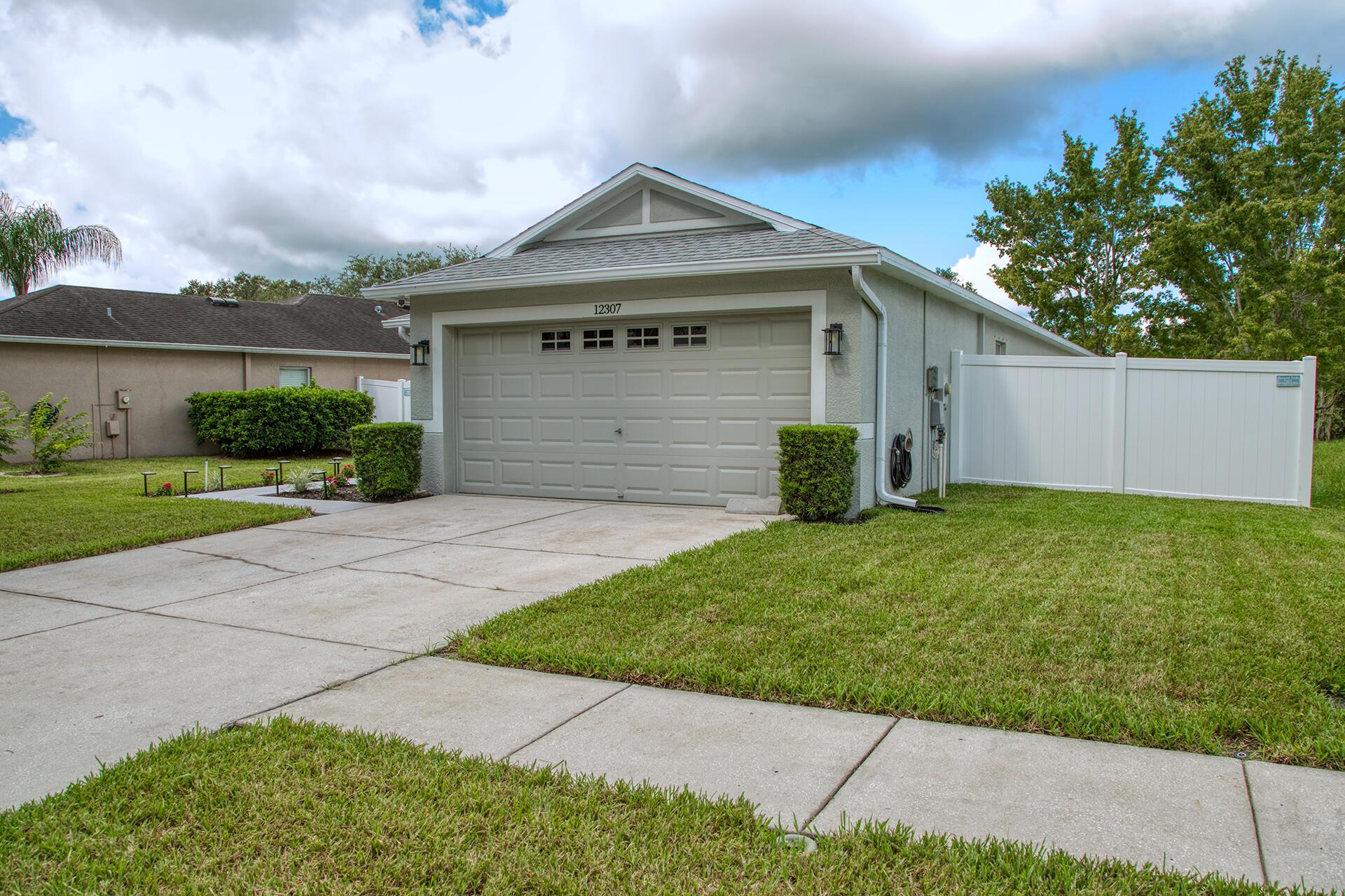 12307 CANYON Boulevard, Spring Hill, FL 34610, Spring Hill - Photo 4