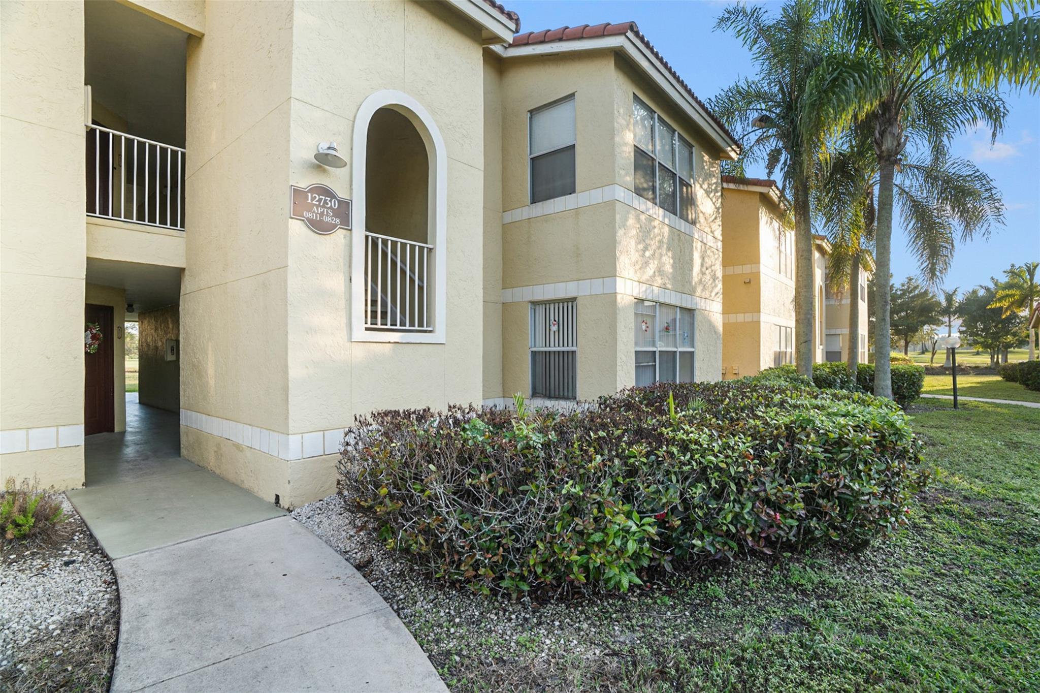 12730 VISTA ISLES Drive 821, Sunrise, FL 33325, Sunrise - Photo 2