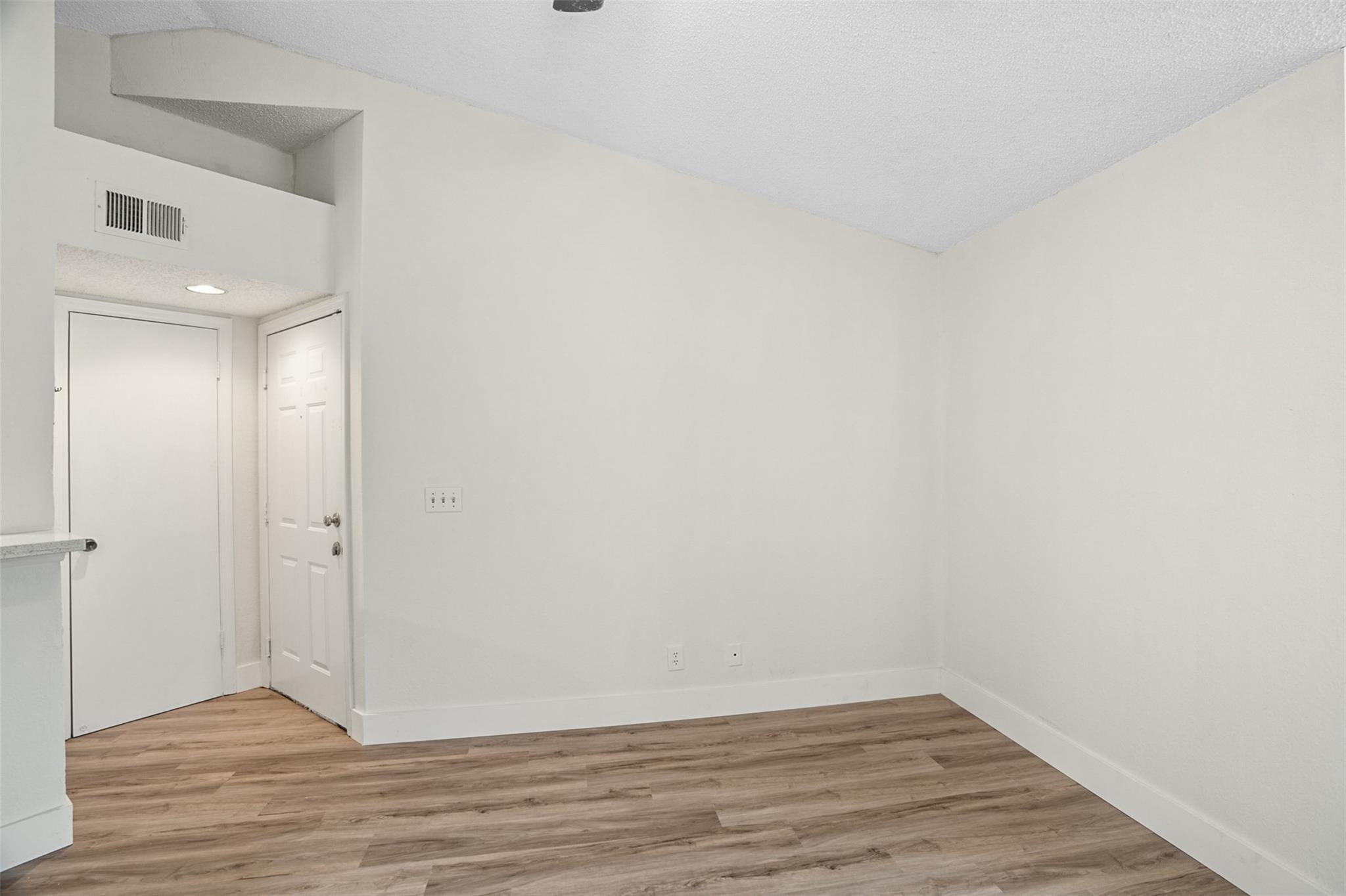 12730 VISTA ISLES Drive 821, Sunrise, FL 33325, Sunrise - Photo 5