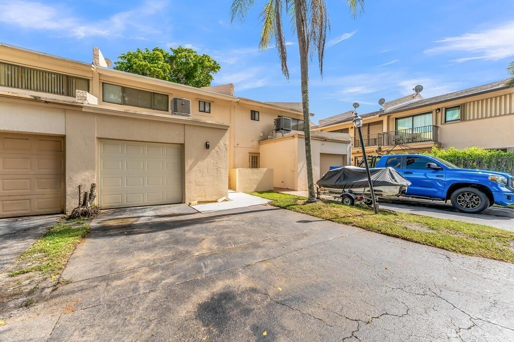4281 NW 76 Avenue, Davie, FL 33328, Davie - Photo 5