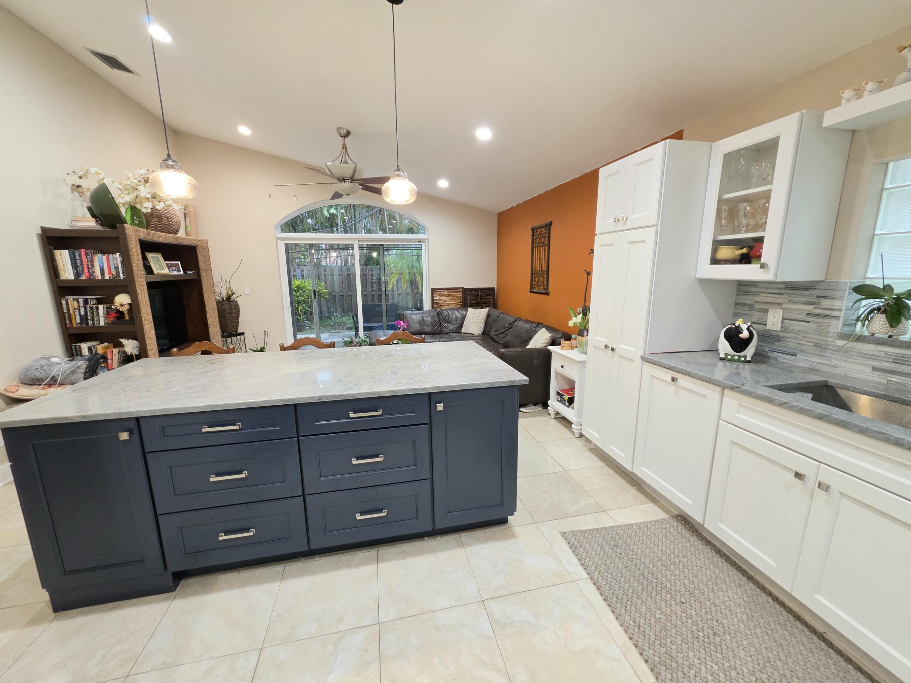 7172 CATALINA Way, Lake Worth, FL 33467, Lake Worth - Photo 5