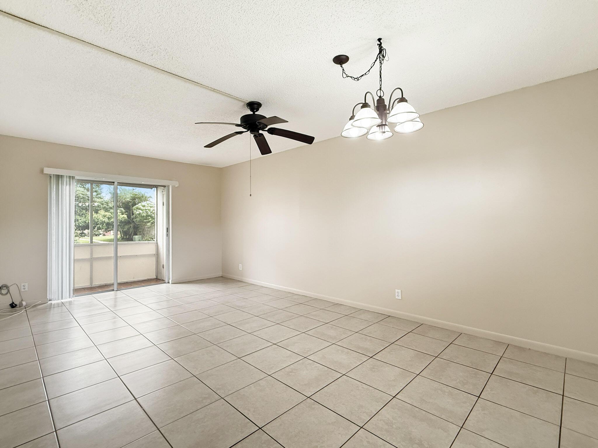 200 BONNIE Boulevard 117, Palm Springs, FL 33461, Palm Springs - Photo 5