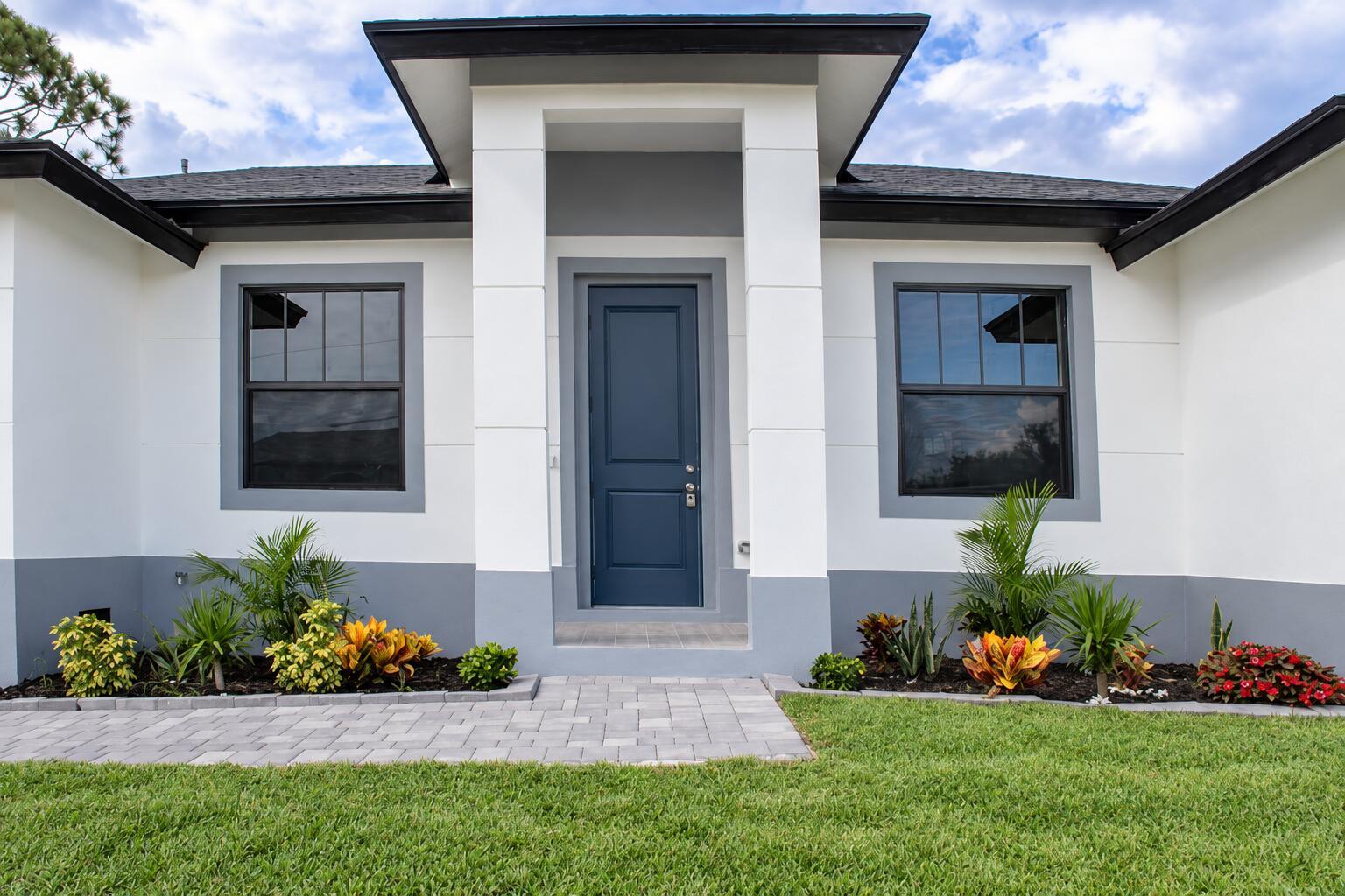 15633 LAKELAND Circle, Port Charlotte, FL 33981, Port Charlotte - Photo 3