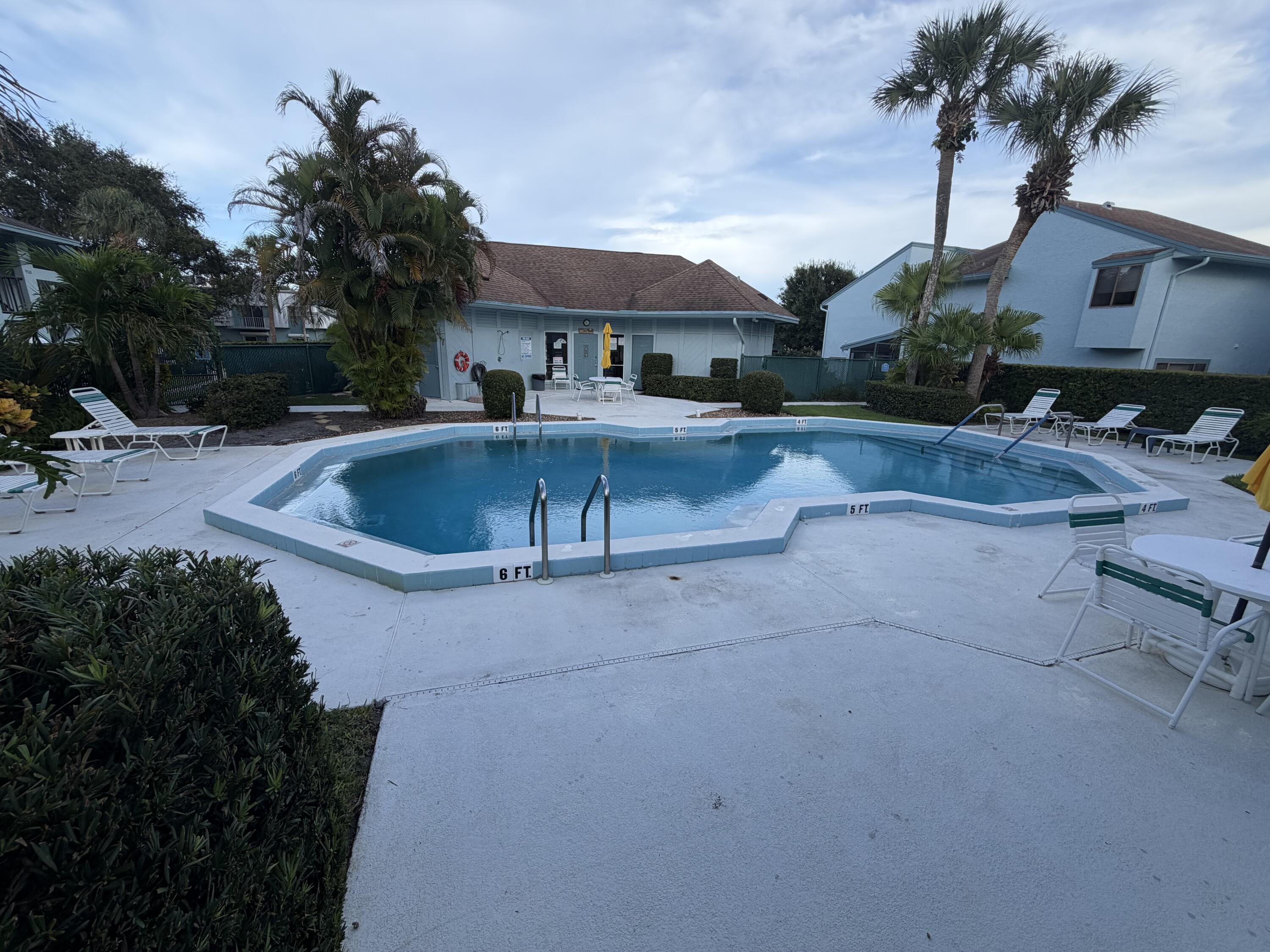 950 S Kanner Highway C 10, Stuart, FL 34994, Stuart - Photo 4