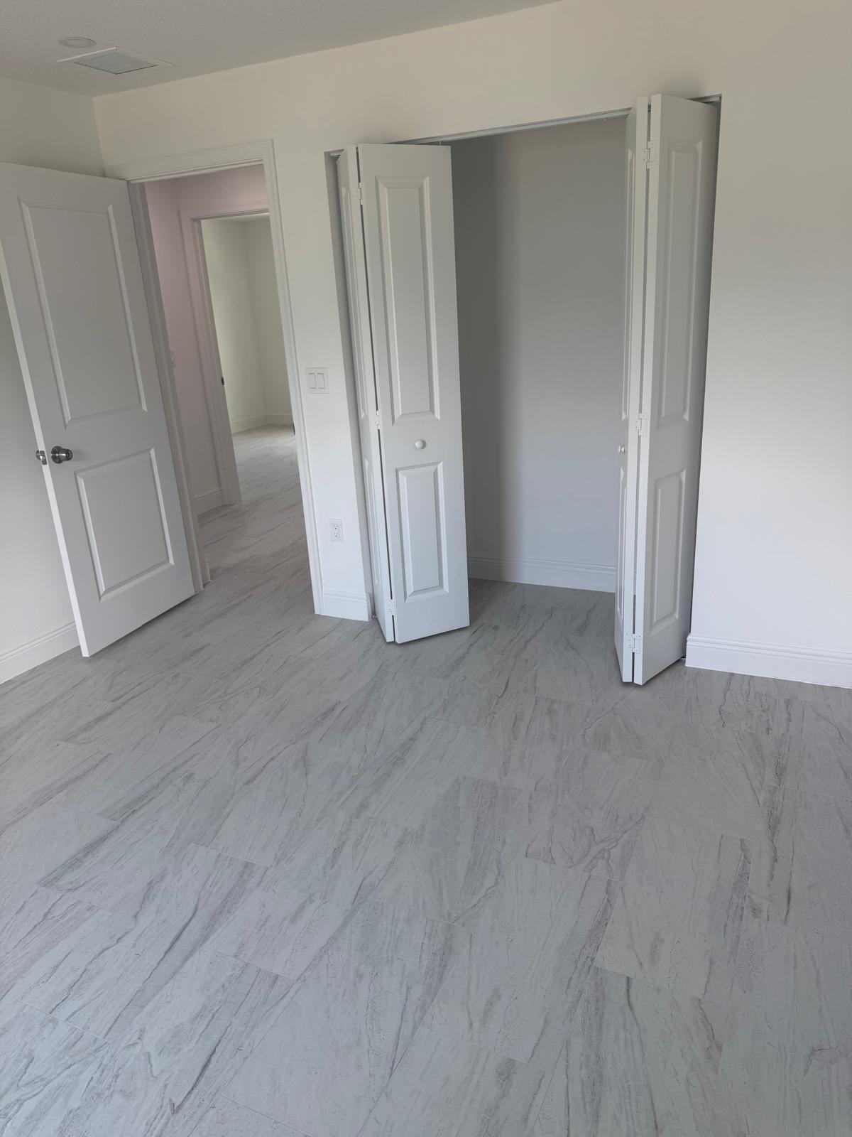 4880 Alberta Avenue A, West Palm Beach, FL 33417, West Palm Beach - Photo 5