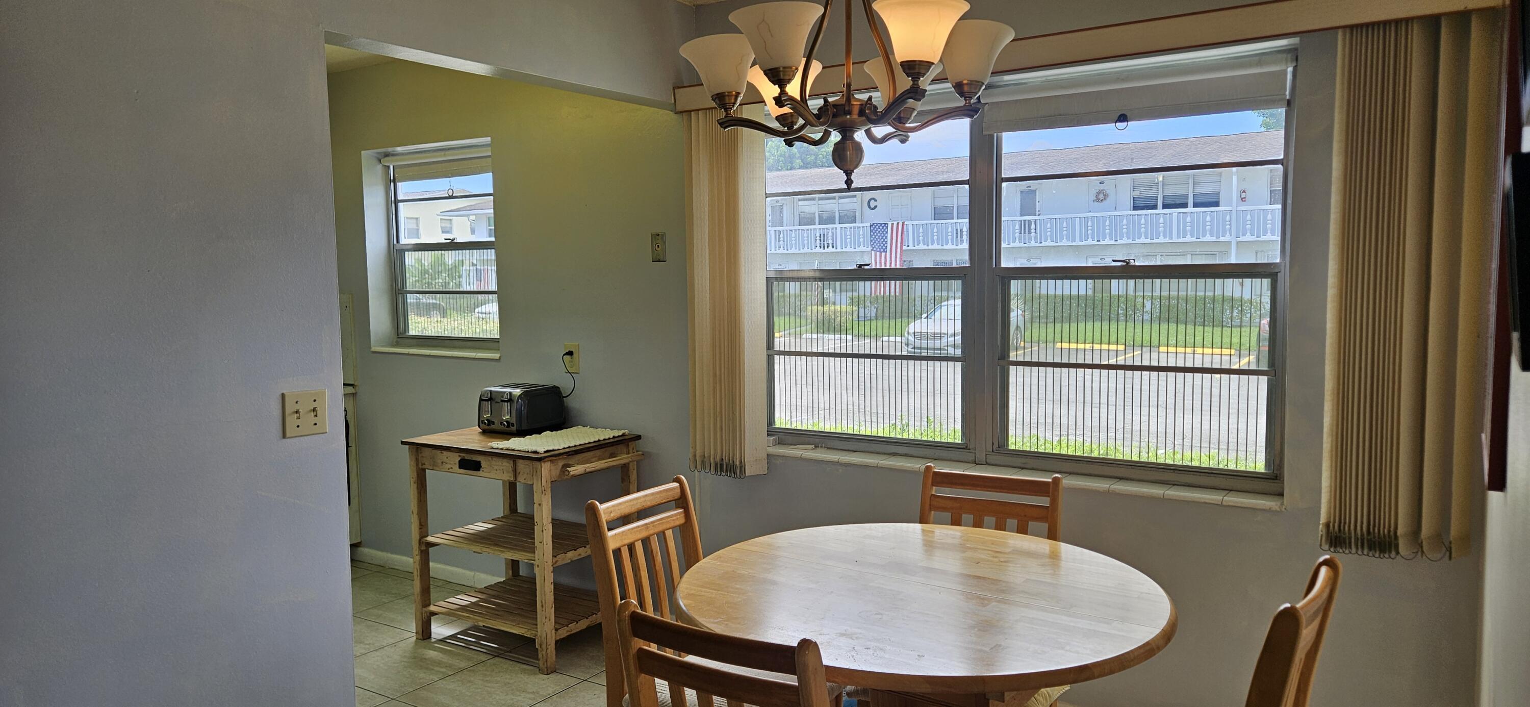 125 Northampton G, West Palm Beach, FL 33417, West Palm Beach - Photo 3