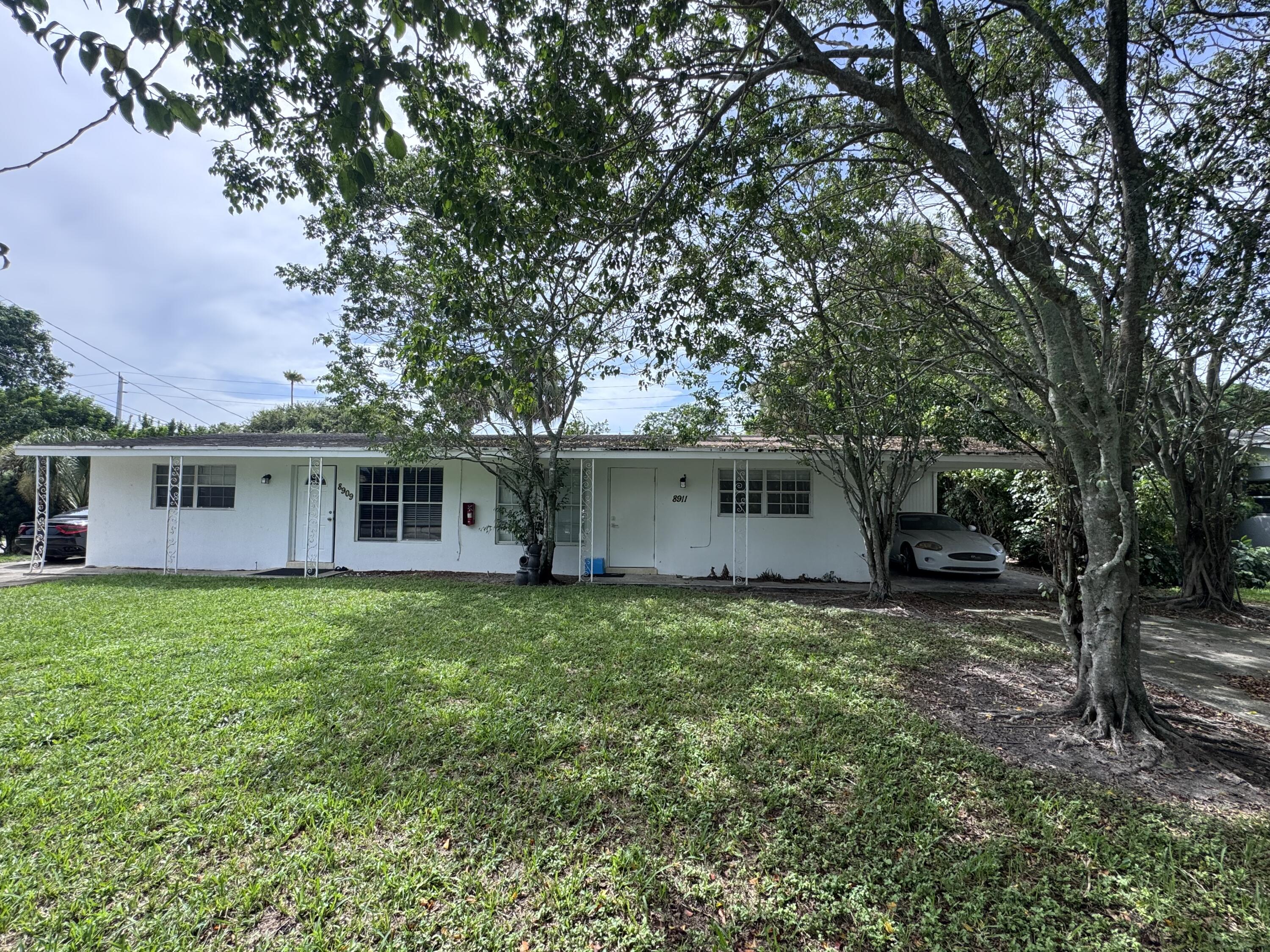 8911 Sunset Drive, Palm Beach Gardens, FL 33410, Palm Beach Gardens - Photo 2