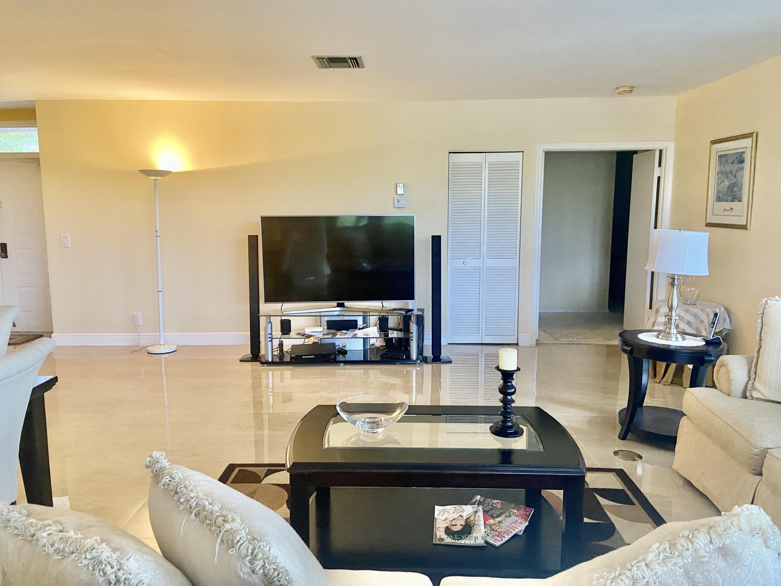 19311 SABAL LAKE Drive 19311, Boca Raton, FL 33434, Boca Raton - Photo 3