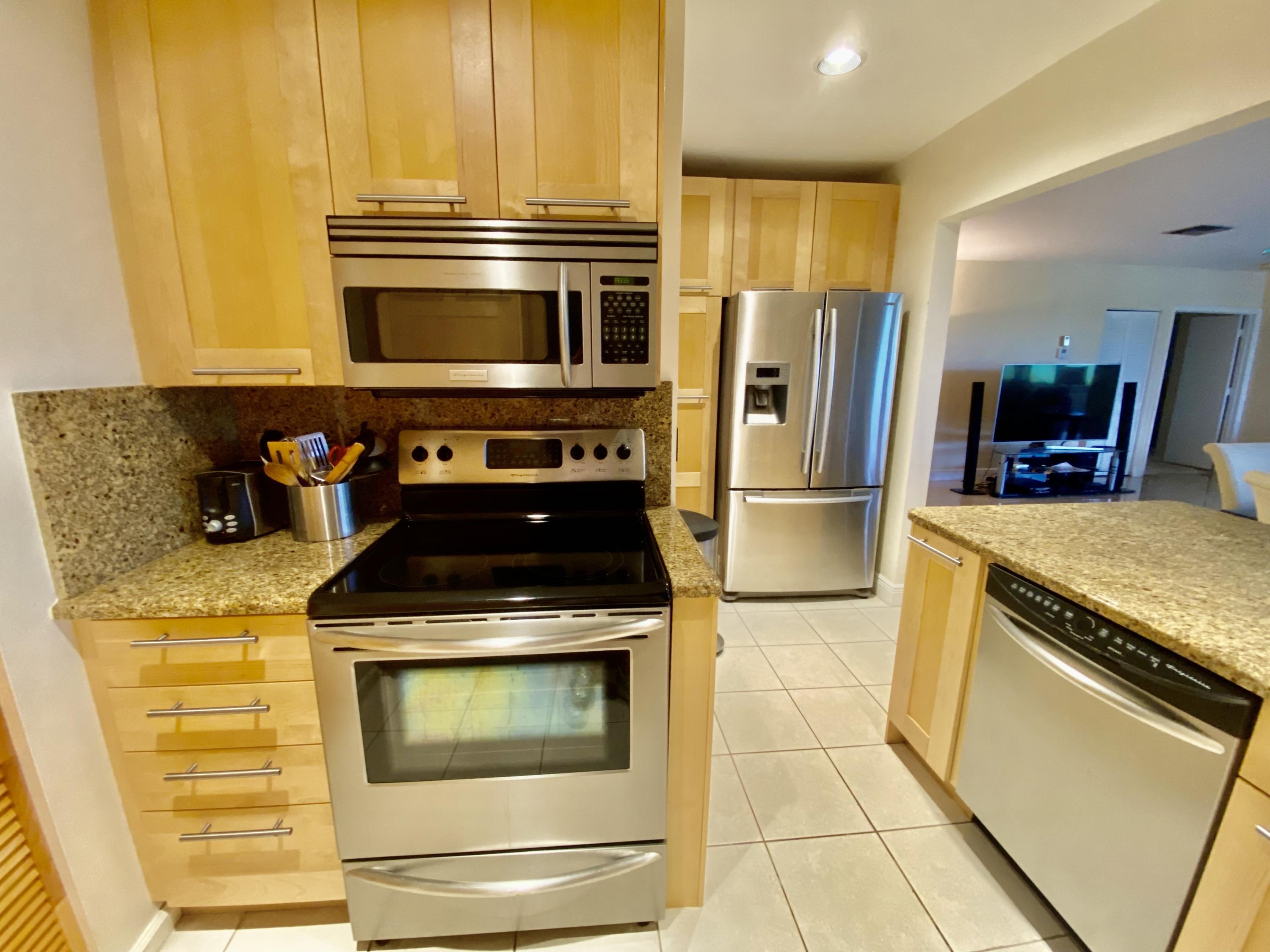 19311 SABAL LAKE Drive 19311, Boca Raton, FL 33434, Boca Raton - Photo 4