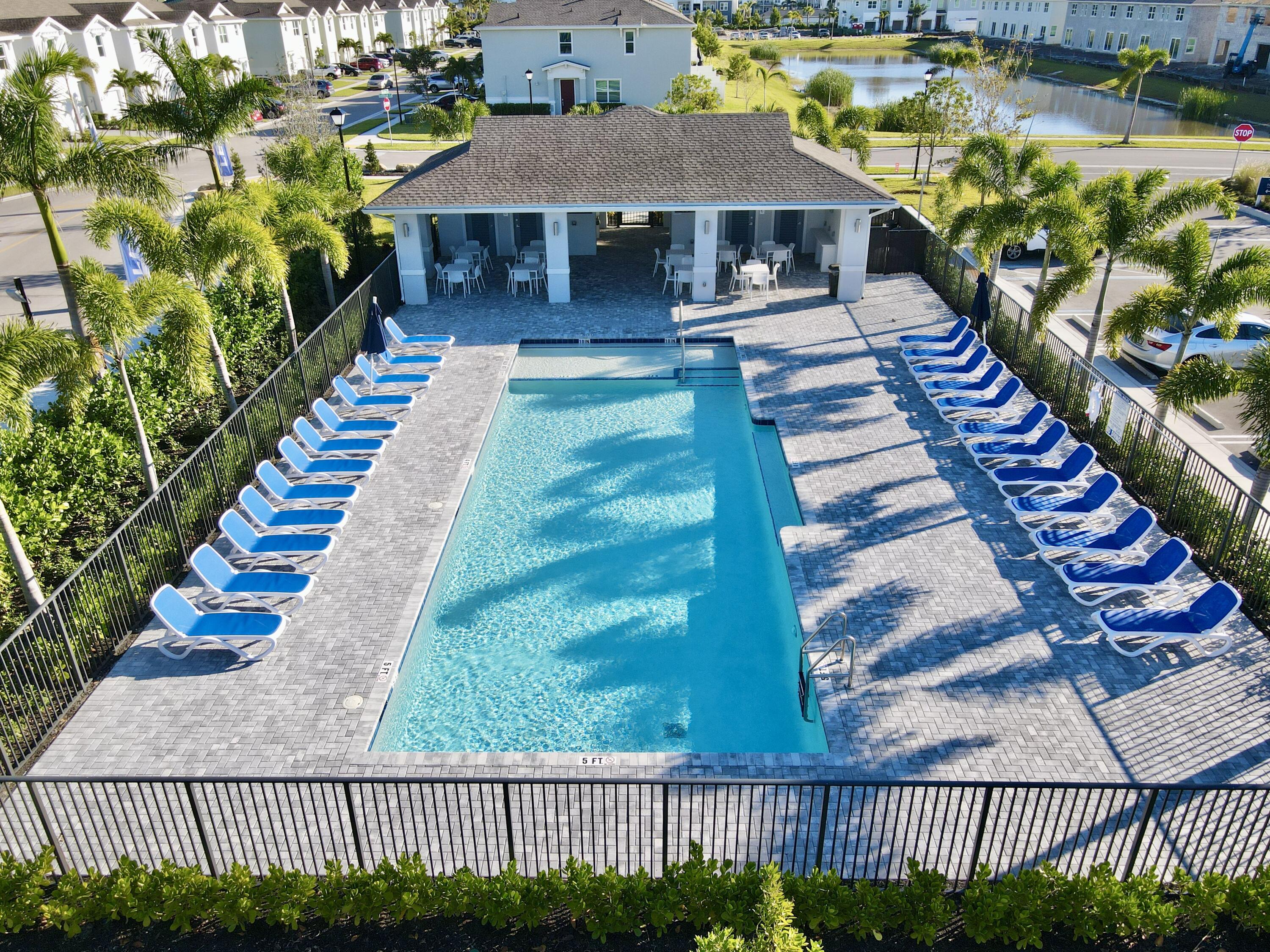 381 SE CROSSOAK Lane, Port St. Lucie, FL 34984, Port St. Lucie - Photo 4