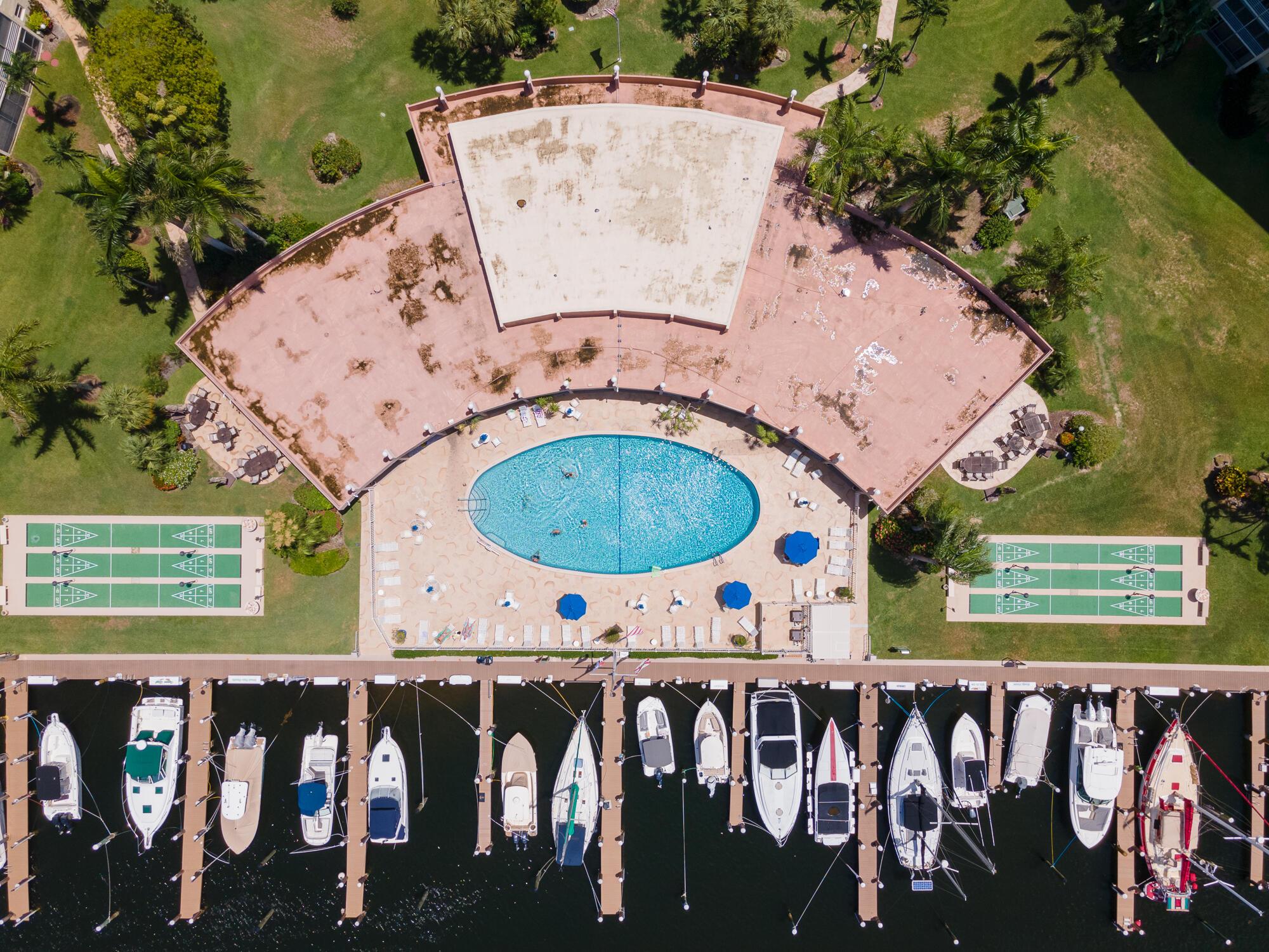 2731 NE 14TH ST Street 427, Pompano Beach, FL 33062, Pompano Beach - Photo 3