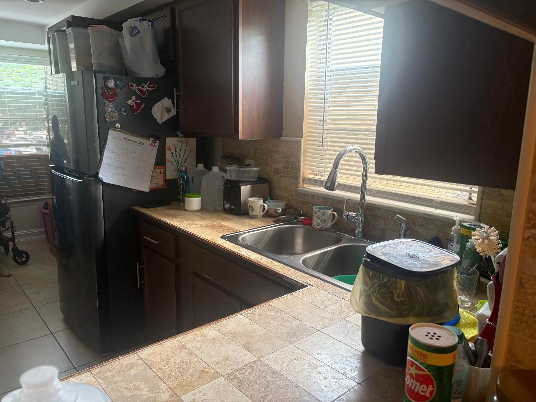 5851 NW 62ND Avenue 201, Tamarac, FL 33319, Tamarac - Photo 2