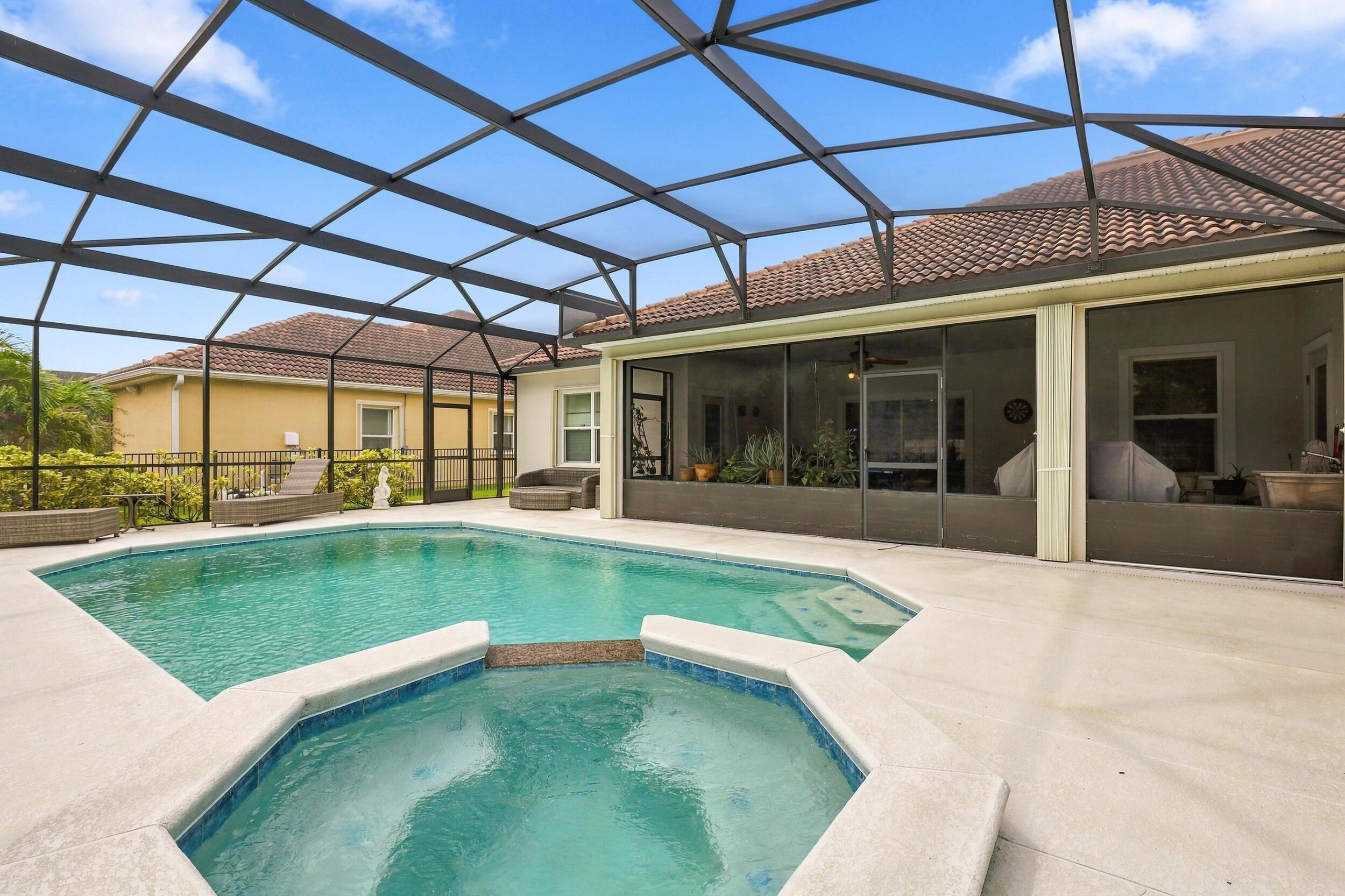11490 SW AVENTINO Drive, Port St. Lucie, FL 34987, Port St. Lucie - Photo 4