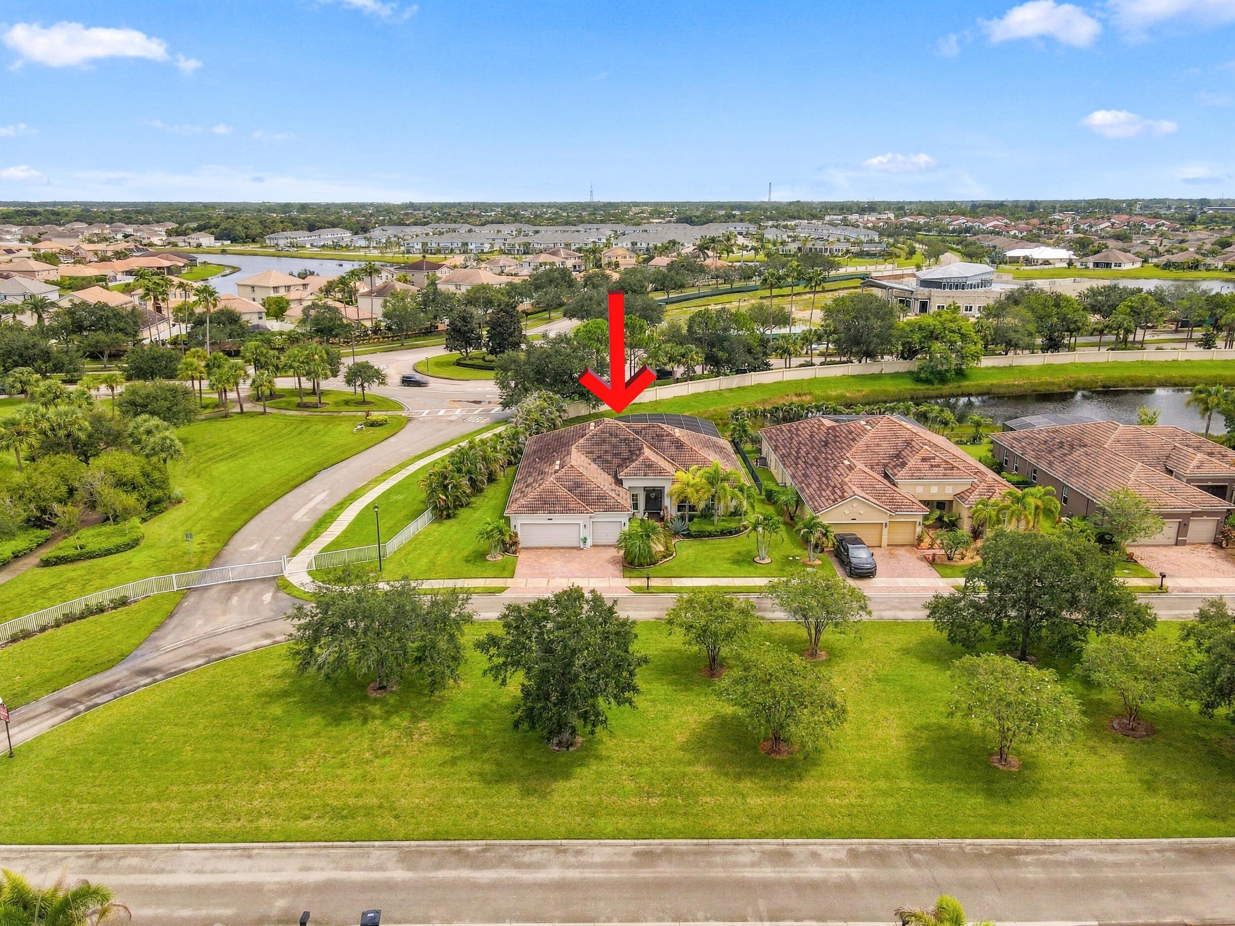 11490 SW AVENTINO Drive, Port St. Lucie, FL 34987, Port St. Lucie - Photo 3