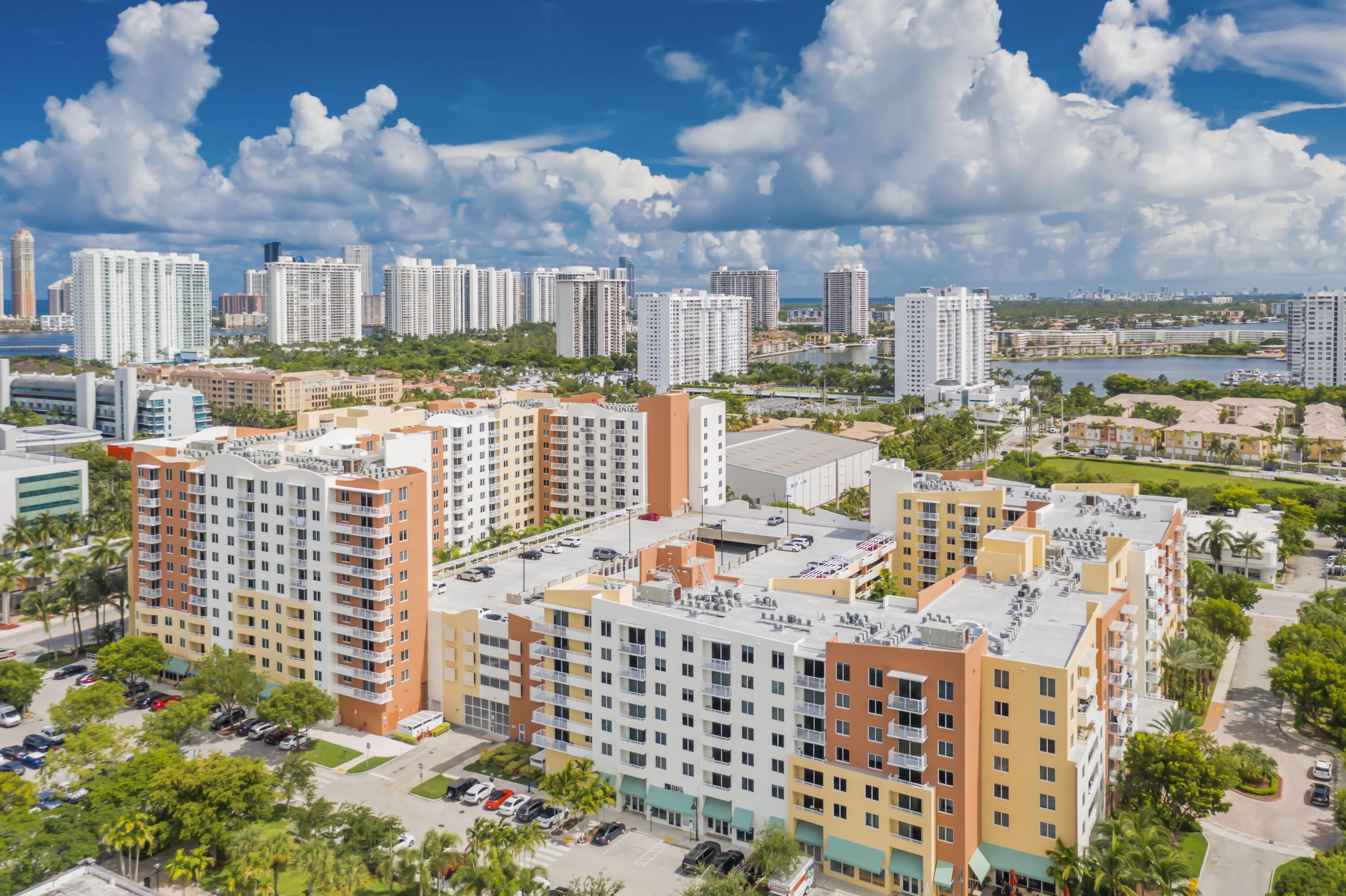 18800 NE 29 Avenue 923, Aventura, FL 33180, Aventura