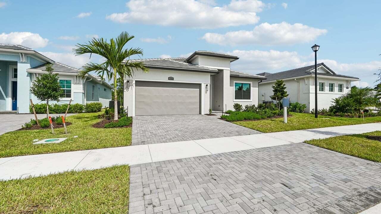 13566 SE Grovewood Drive, Port St. Lucie, FL 34984, Port St. Lucie