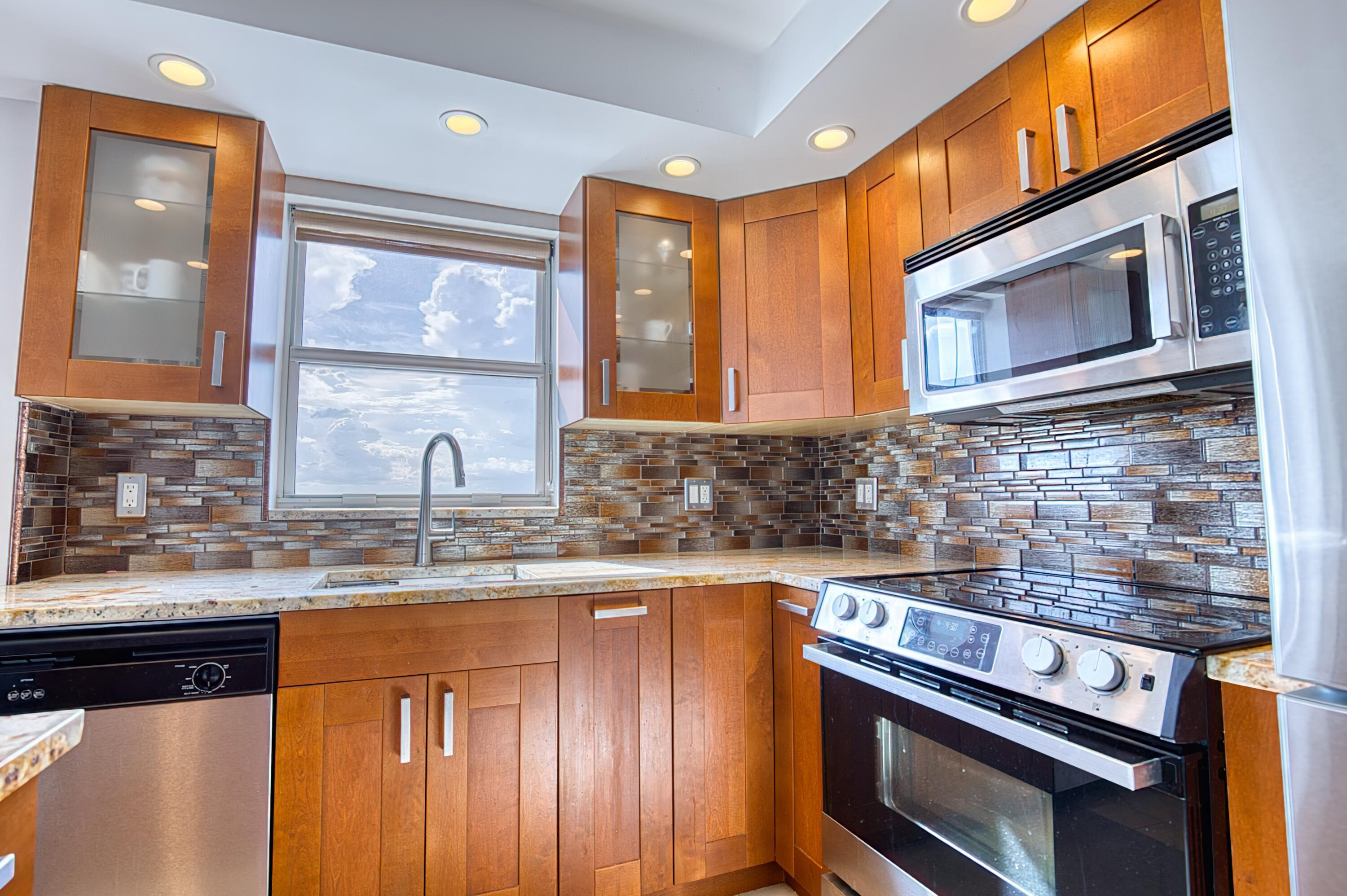 101 Briny Avenue 2012, Pompano Beach, FL 33062, Pompano Beach - Photo 3