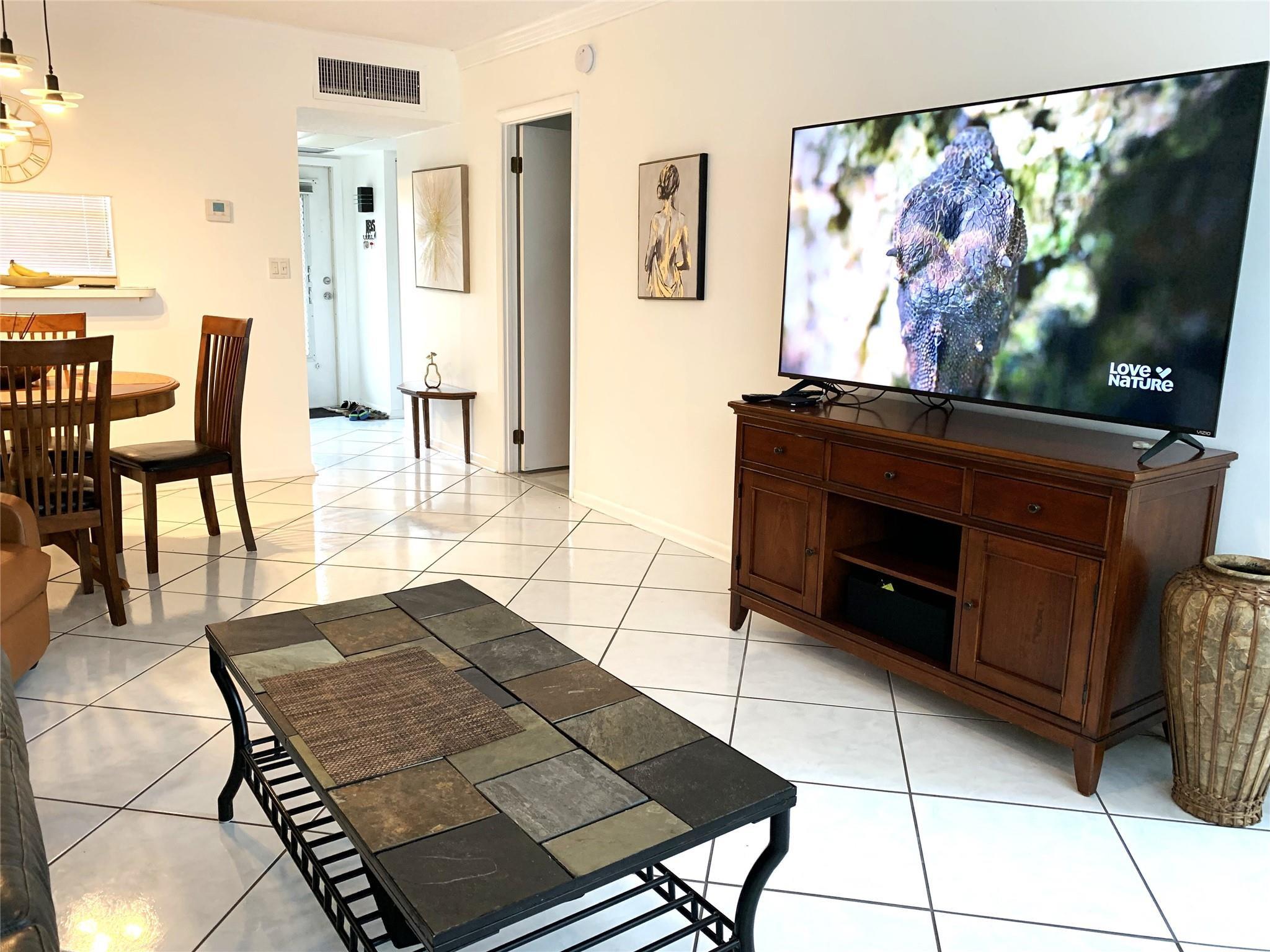 5003 NW 35TH Street 508, Lauderdale Lakes, FL 33319, Lauderdale Lakes - Photo 2