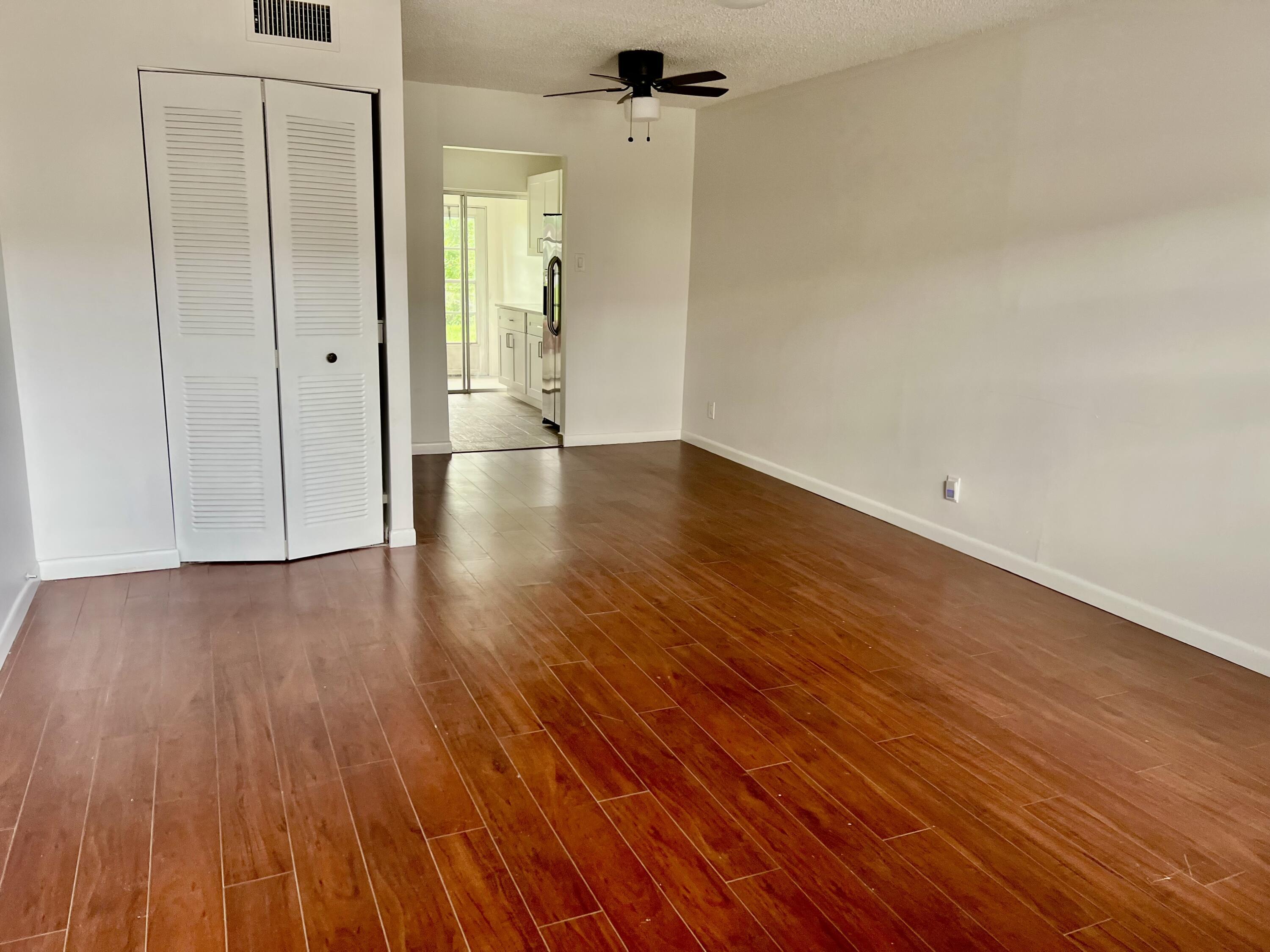 7205 NW 5TH Place 105, Margate, FL 33063, Margate - Photo 2