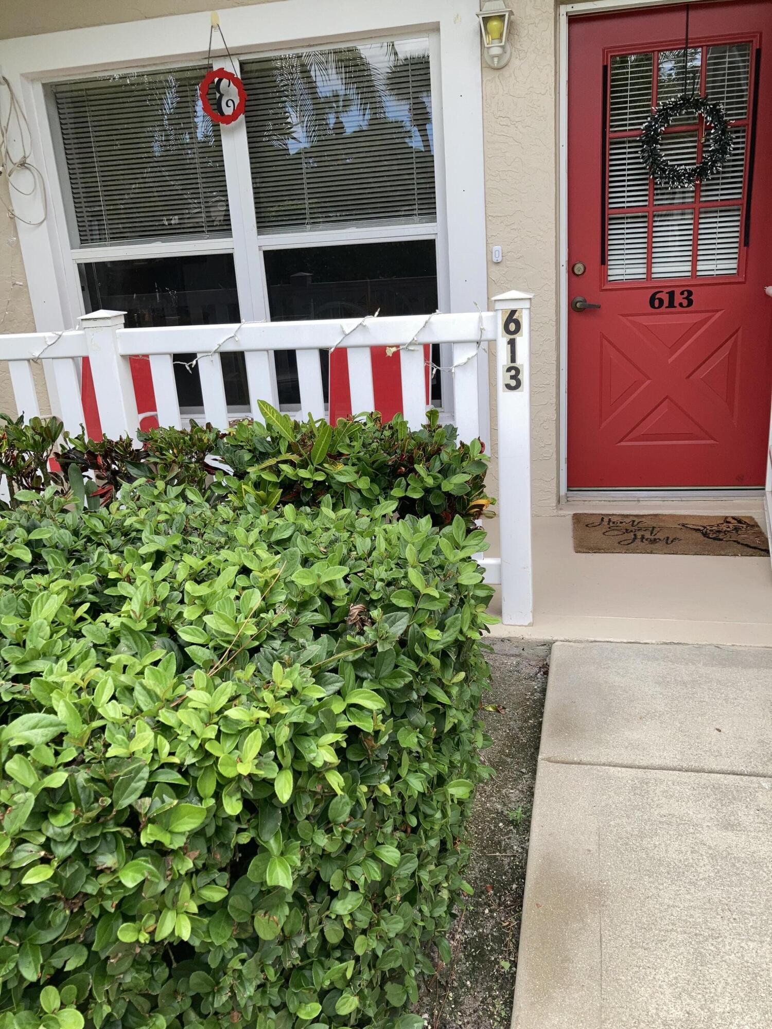 613 NW San Remo Circle, Port St. Lucie, FL 34986, Port St. Lucie - Photo 2