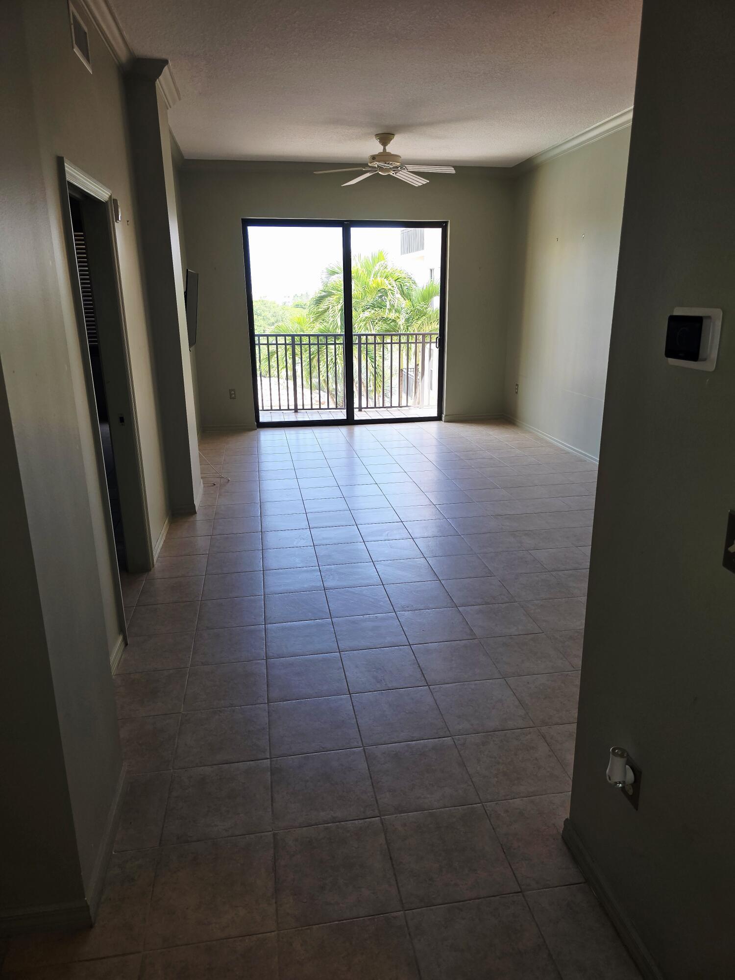 511 Lucerne Avenue 512, Lake Worth Beach, FL 33460, Lake Worth Beach - Photo 5