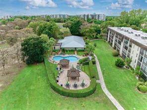 6100 NW 44TH Street 403, Lauderhill, FL 33319, Lauderhill - Photo 2