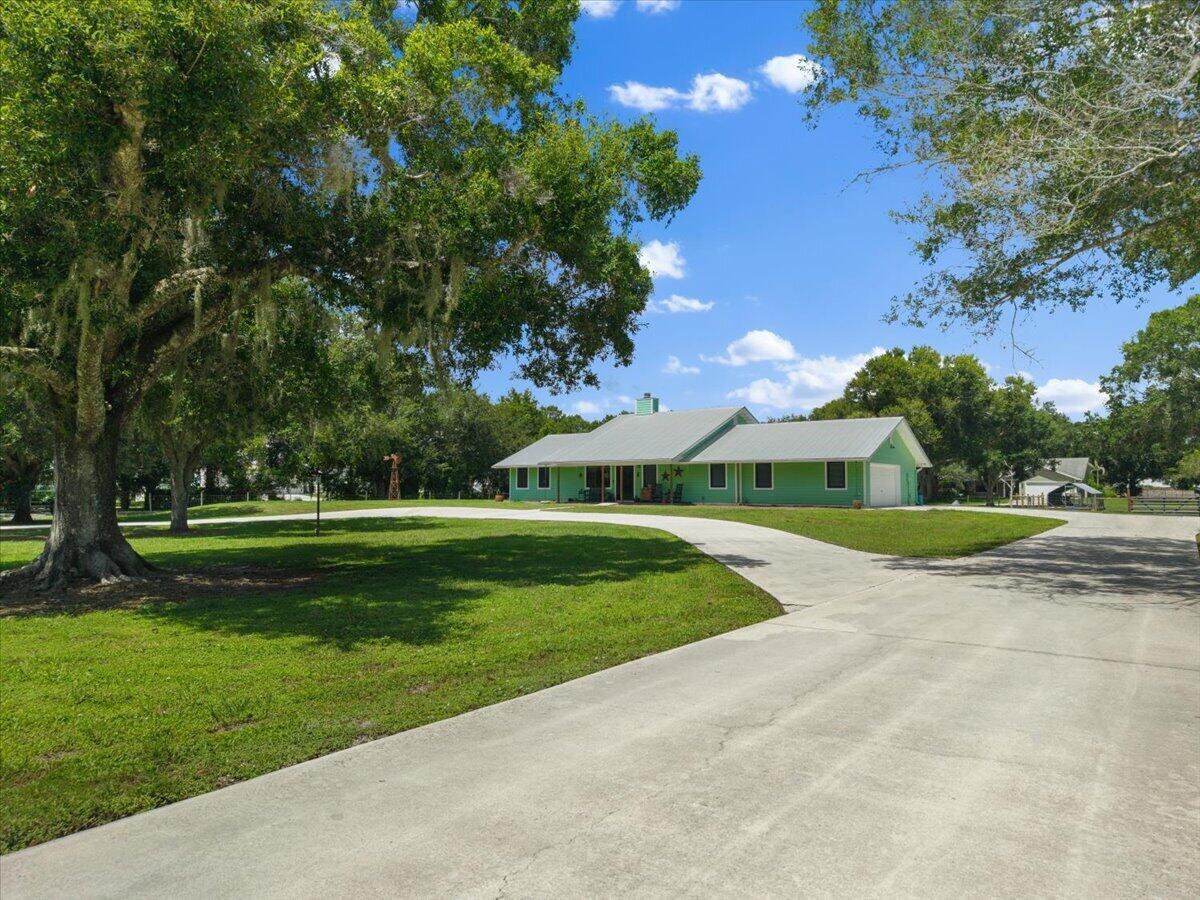 10880 Heil Road, Fort Pierce, FL 34945, Fort Pierce - Photo 4