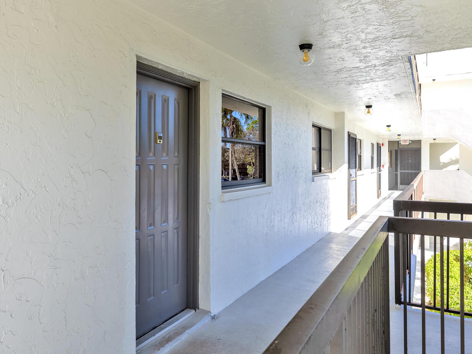 7579 NW 79TH Avenue 204, Tamarac, FL 33321, Tamarac - Photo 4