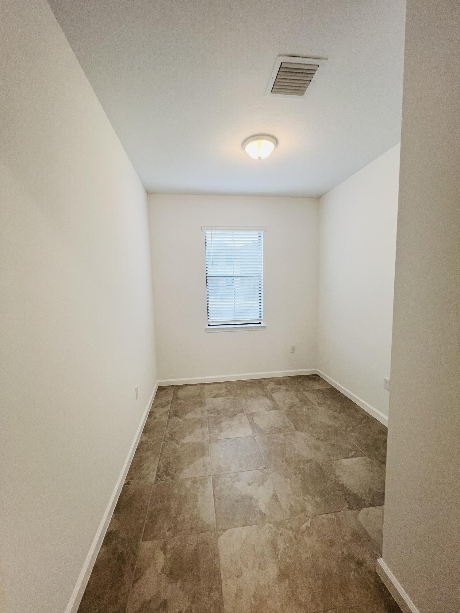 4190 EFENDI, Lantana, FL 33462, Lantana - Photo 5