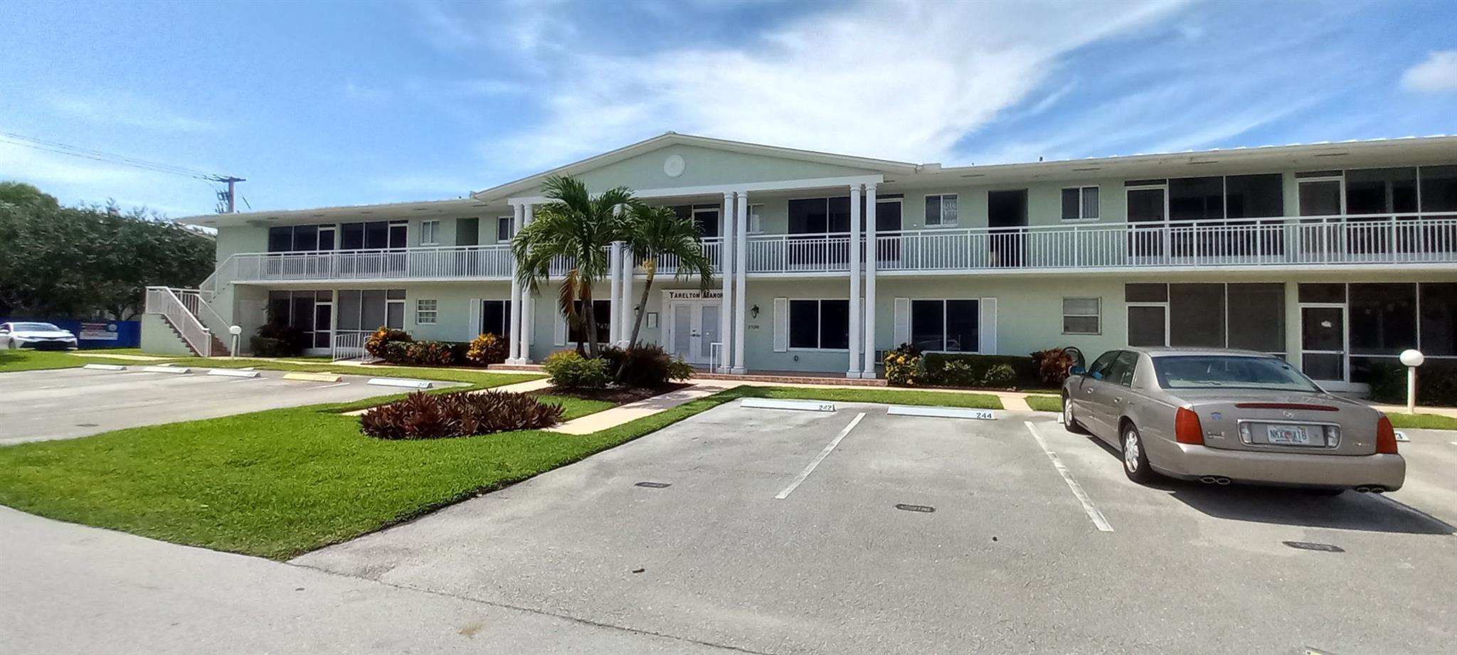 2100 NE 38TH Street 218, Lighthouse Point, FL 33064, Lighthouse Point