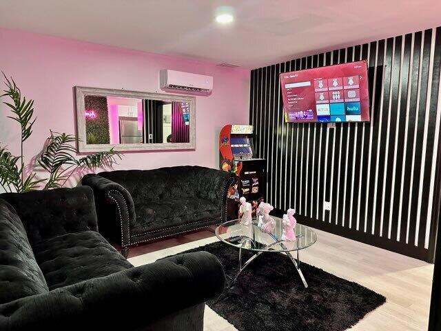 1010 SW 30th Street, Fort Lauderdale, FL 33315, Fort Lauderdale - Photo 3