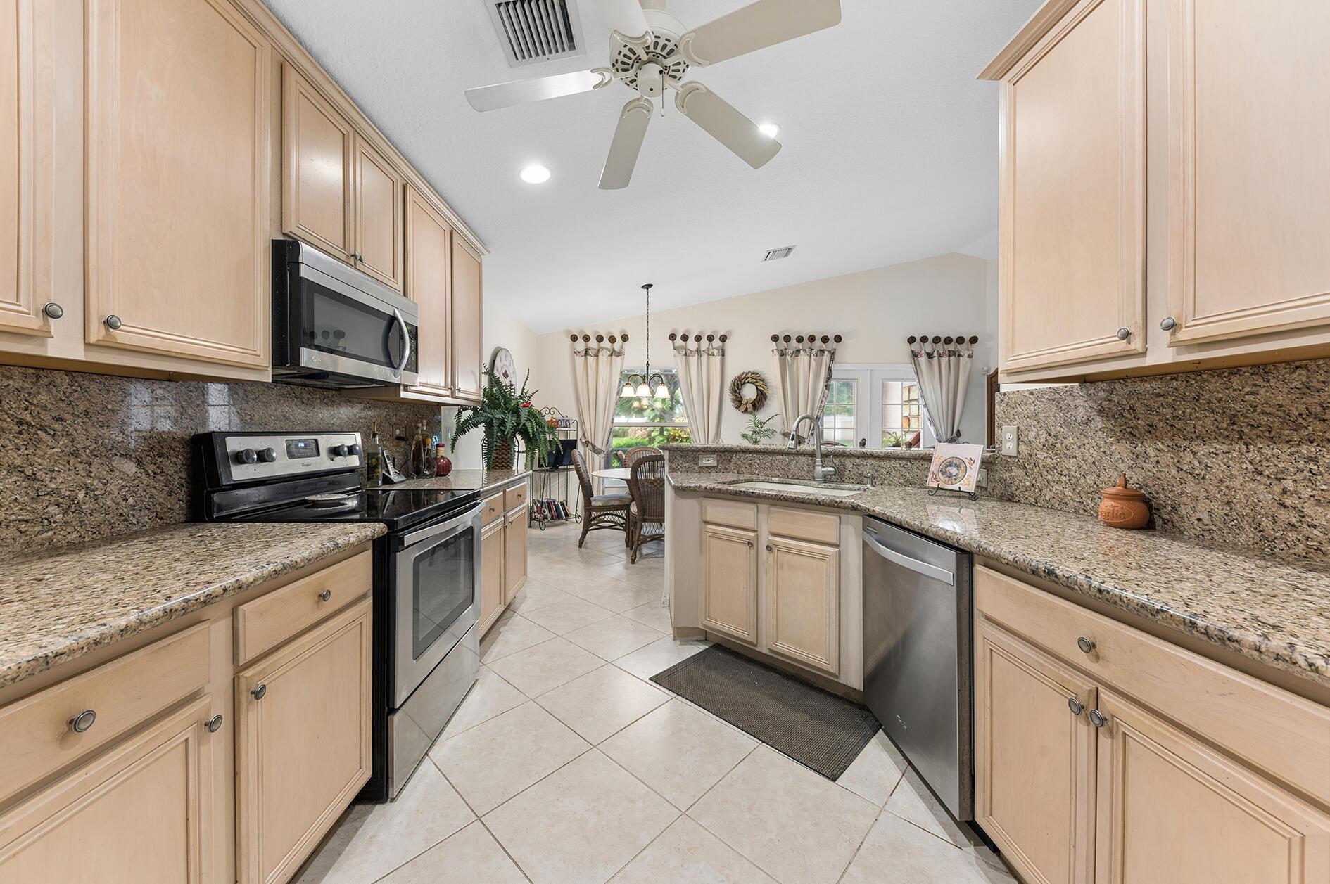 5293 TOSCANA Trail, Boynton Beach, FL 33437, Boynton Beach - Photo 3