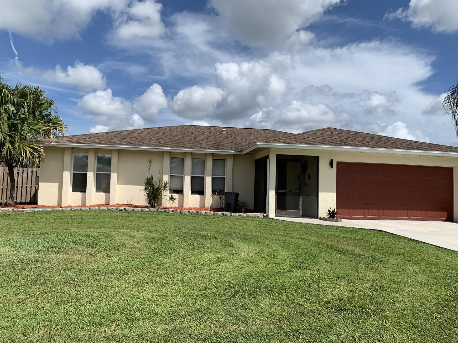 991 SE Brookedge Avenue, Port St. Lucie, FL 34983, Port St. Lucie - Photo 2