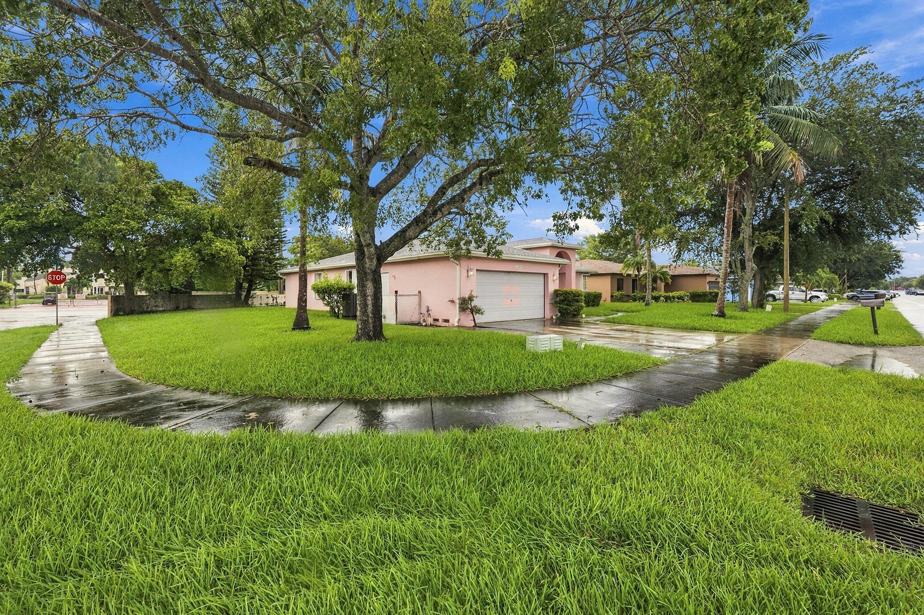 3243 NW 43RD Place, Oakland Park, FL 33309, Oakland Park - Photo 3